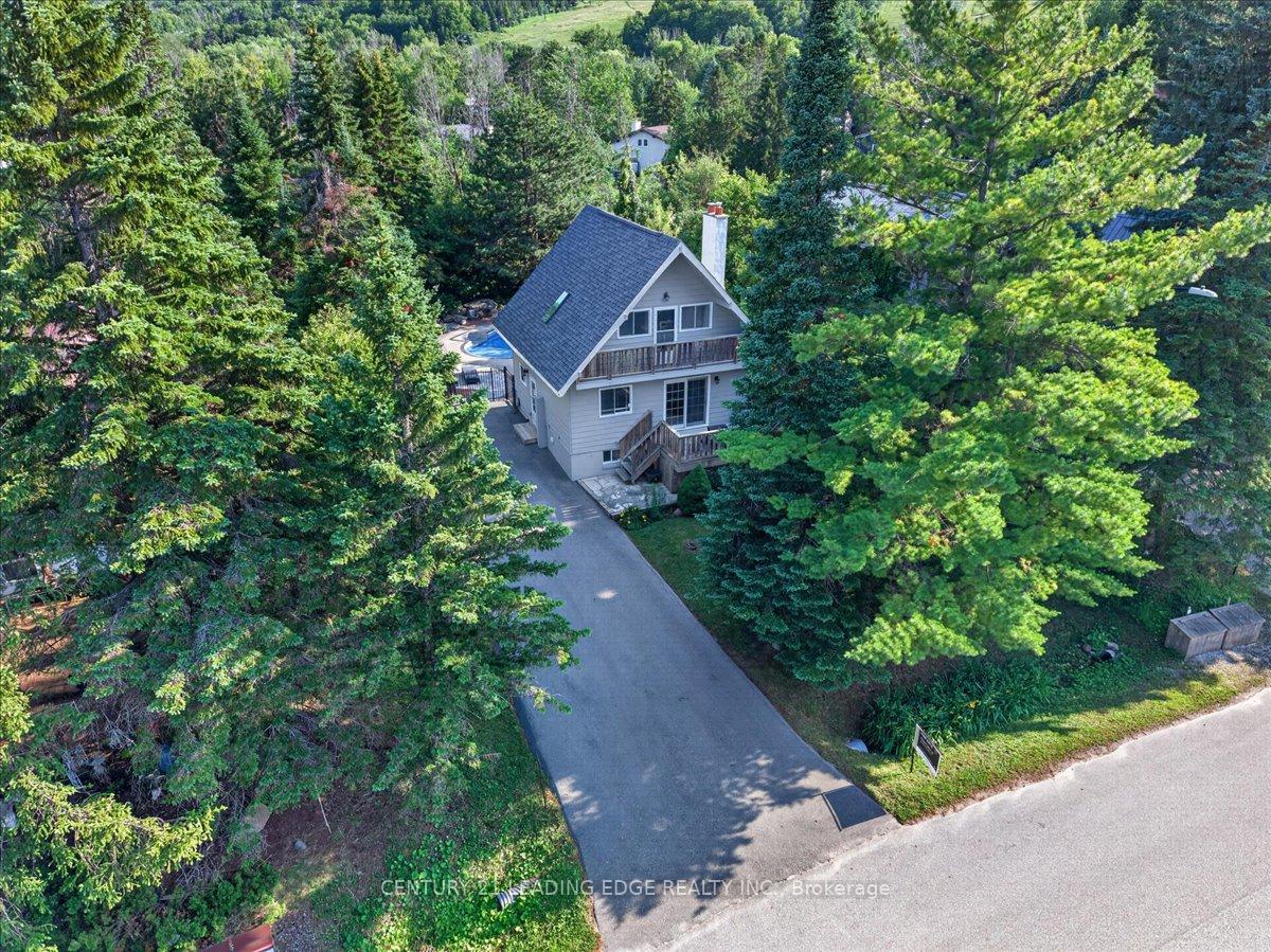 Photo 11 of 143 Campbell Crescent, Blue Mountains — HOMEH
