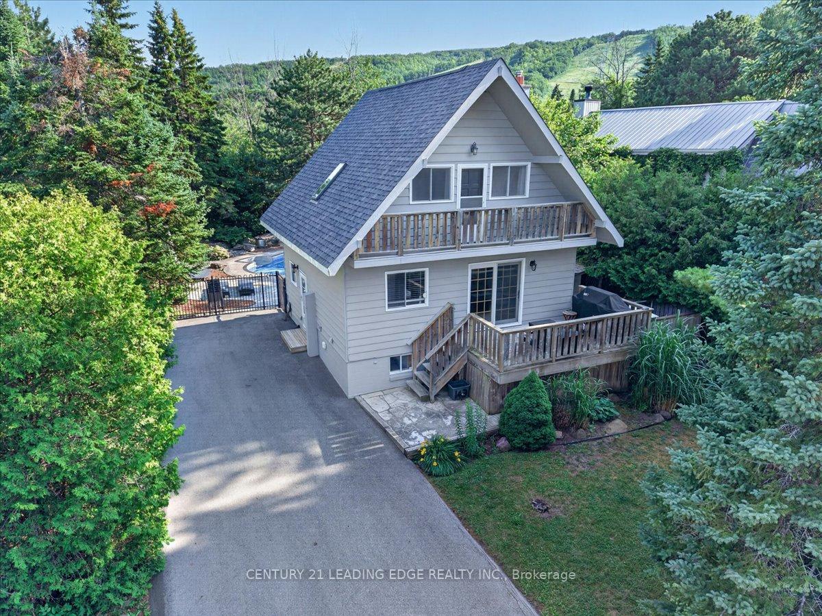 Photo 13 of 143 Campbell Crescent, Blue Mountains — HOMEH