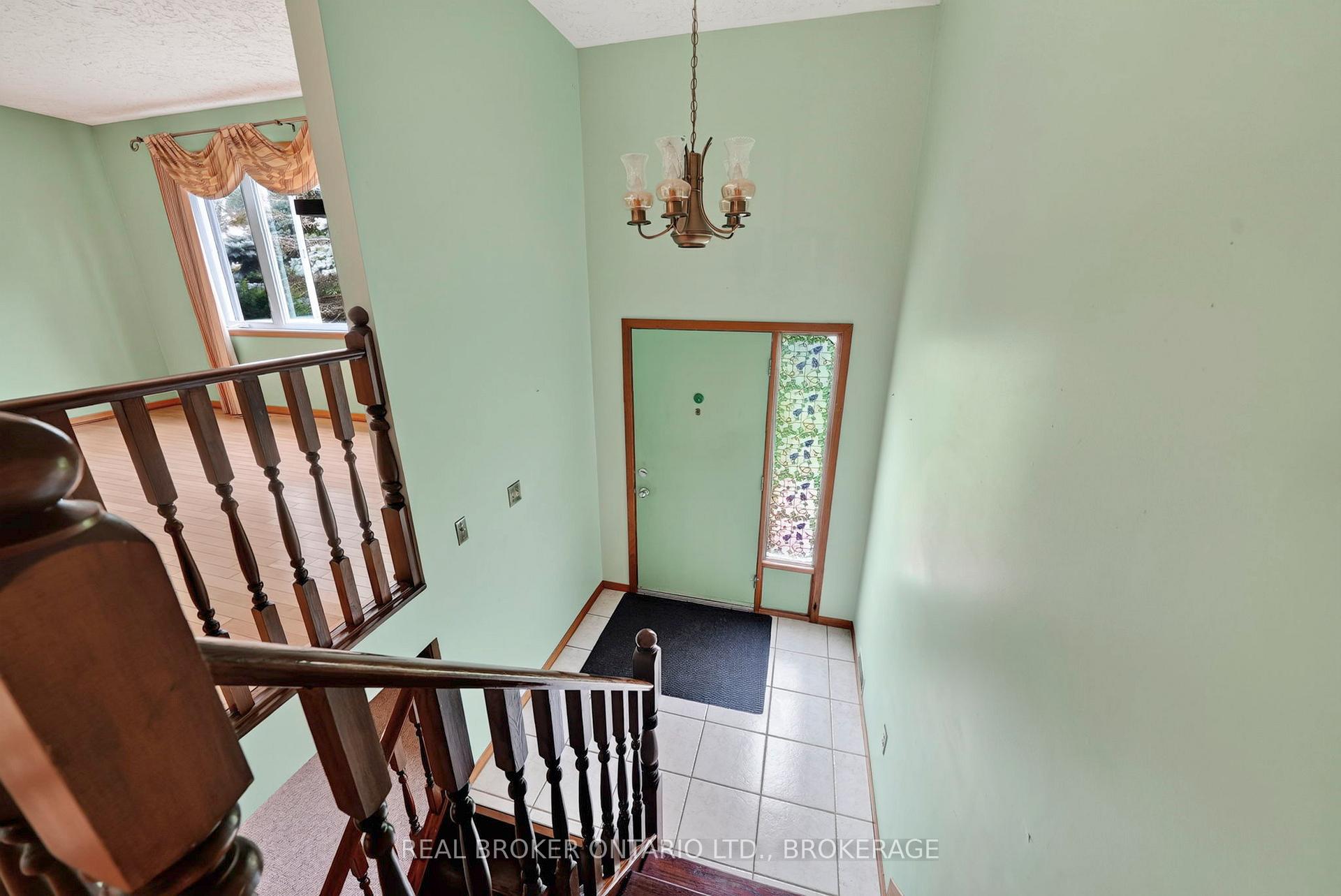 Photo 2 of 4 Loyalist Crescent, South Stormont, Ingleside — HOMEH