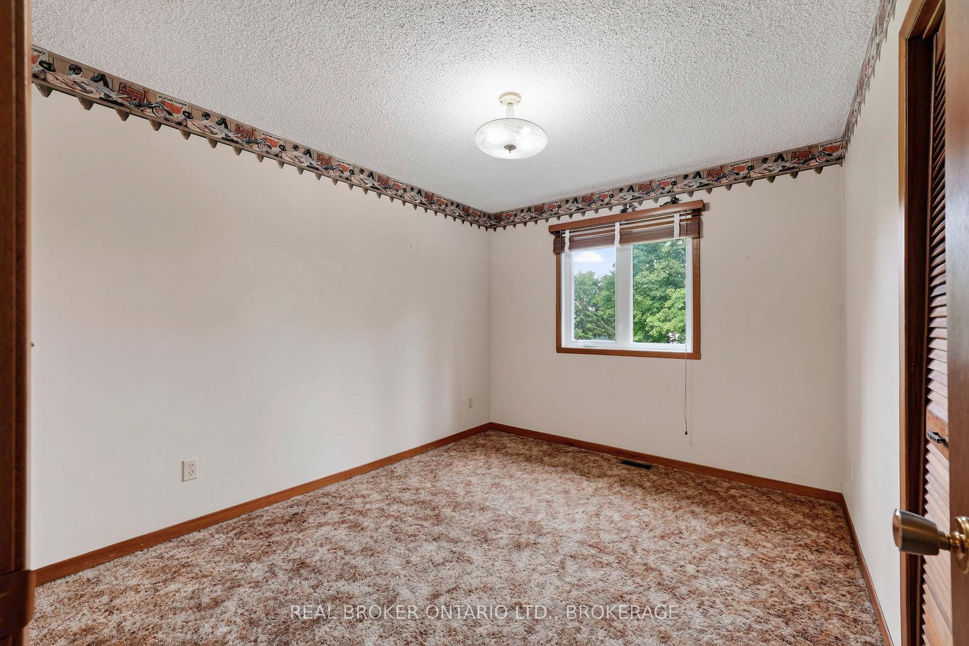 Photo 11 of 4 Loyalist Crescent, South Stormont, Ingleside — HOMEH