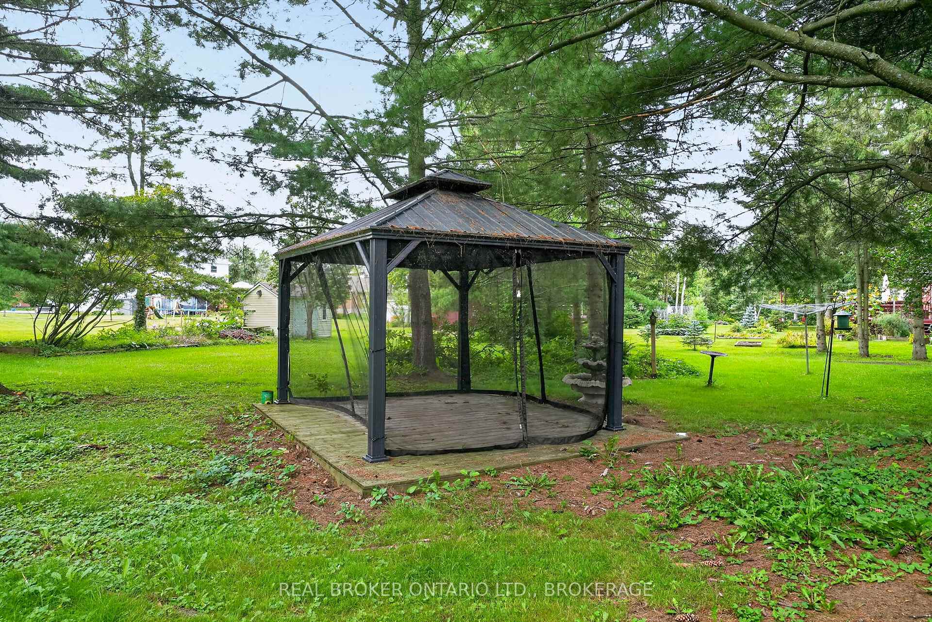 Photo 21 of 4 Loyalist Crescent, South Stormont, Ingleside — HOMEH