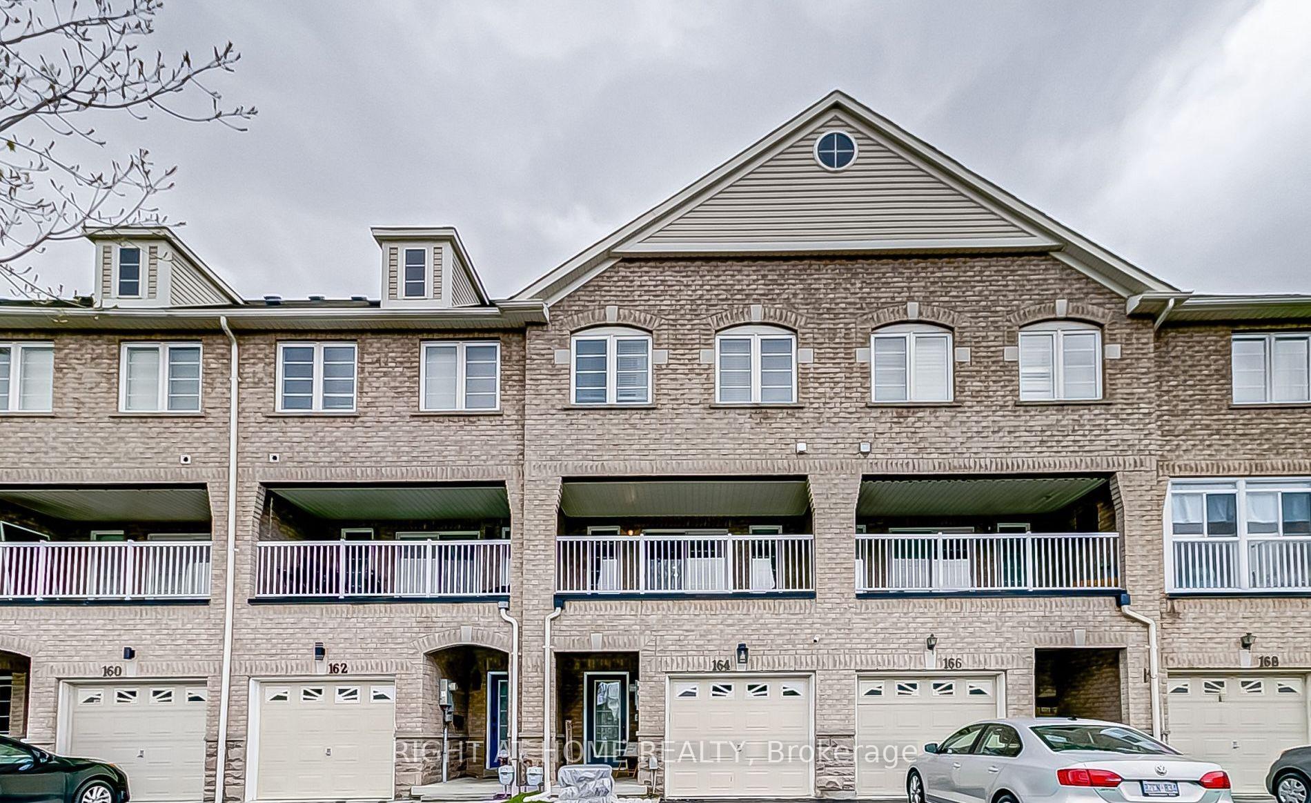 Front of Unit Main, 164 Bayly Street W