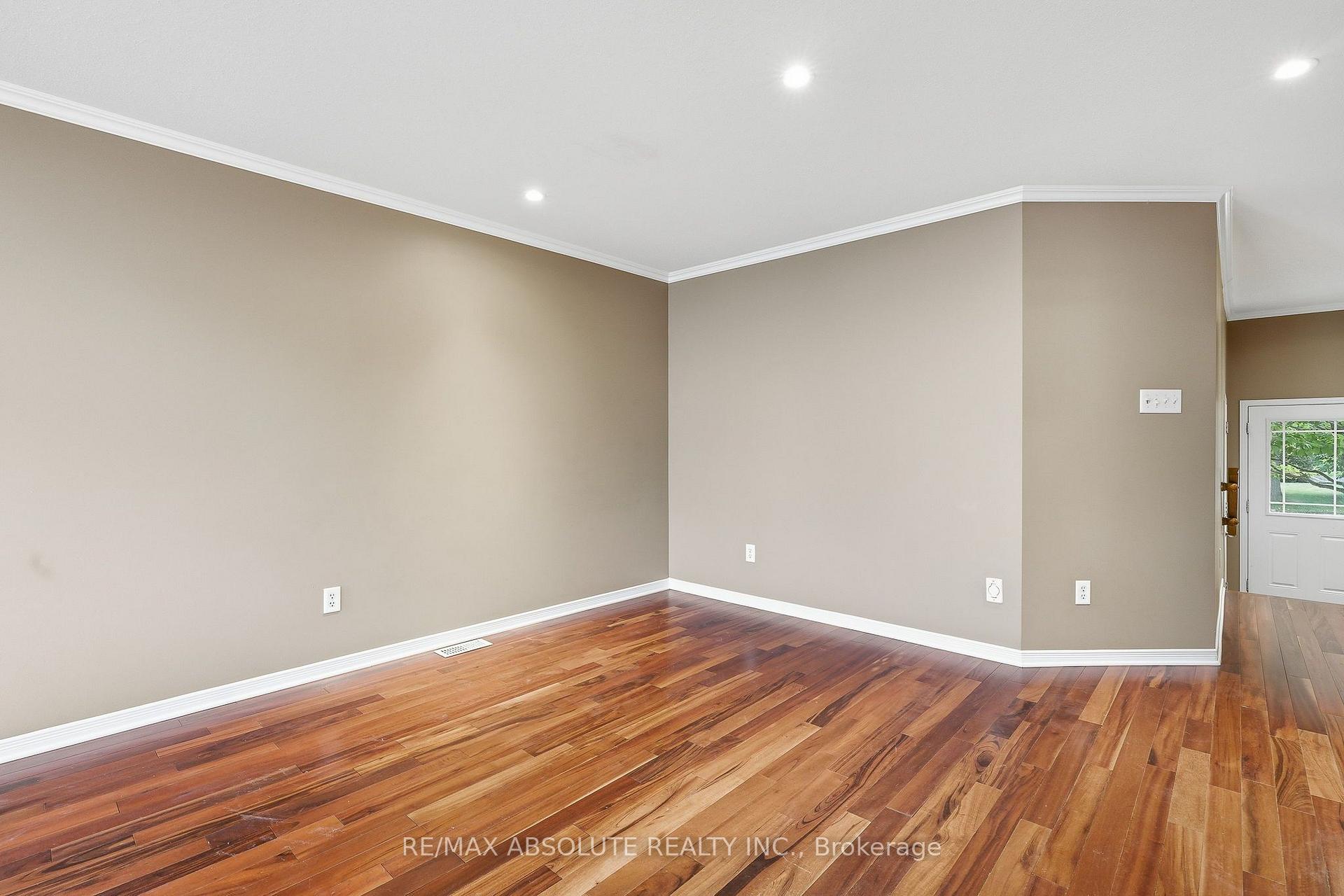 Photo 6 of 399 Statewood Drive, Ottawa, Kanata - Morgan's Grant/South March — HOMEH