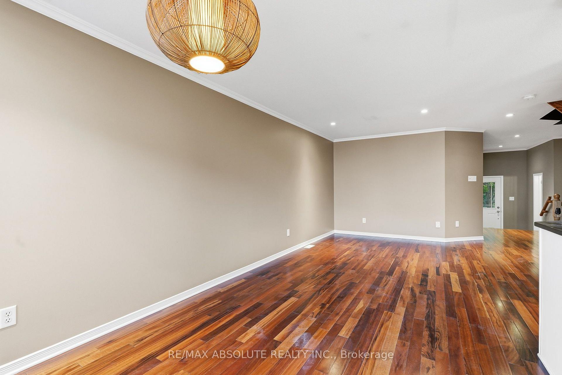 Photo 12 of 399 Statewood Drive, Ottawa, Kanata - Morgan's Grant/South March — HOMEH