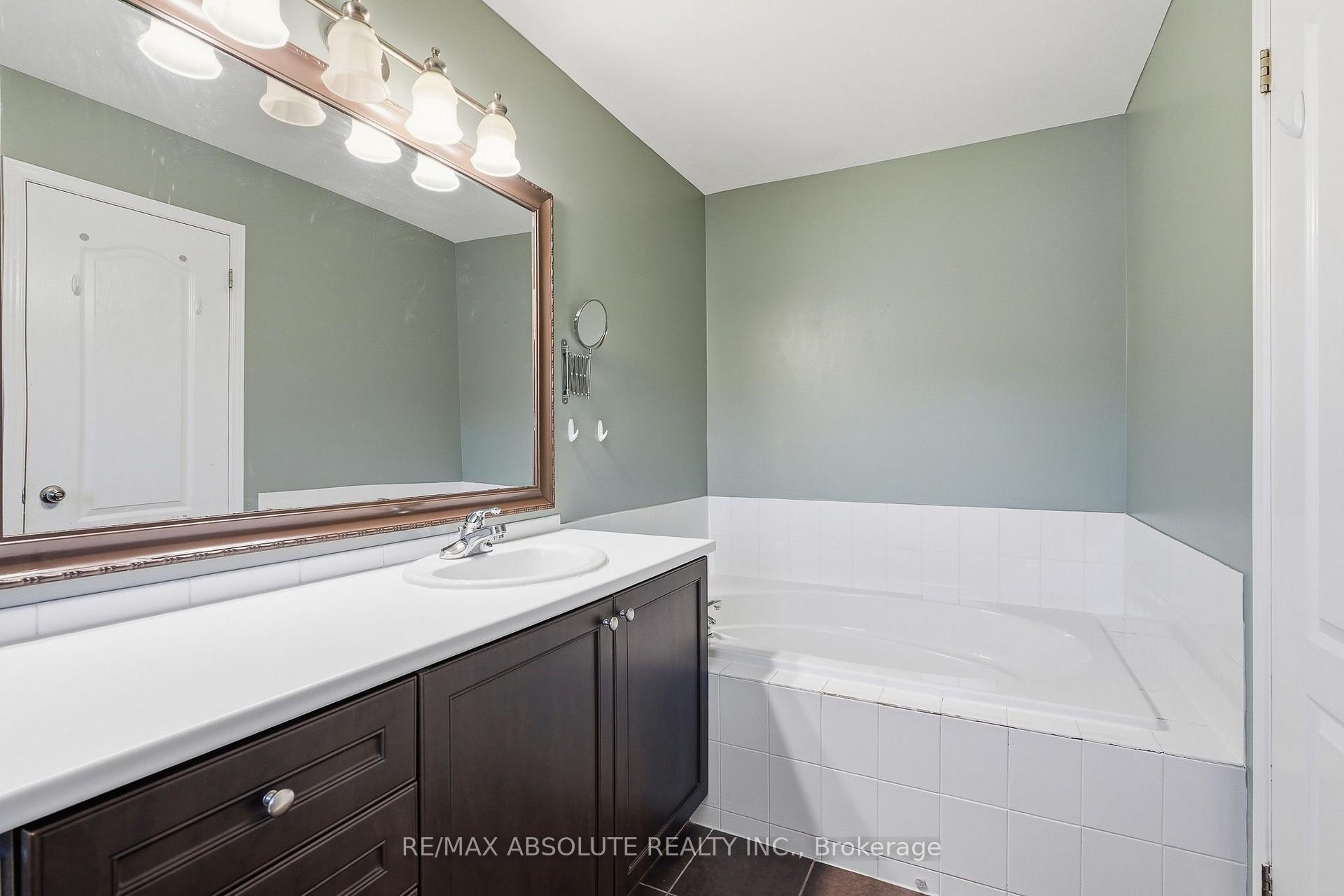 Photo 22 of 399 Statewood Drive, Ottawa, Kanata - Morgan's Grant/South March — HOMEH
