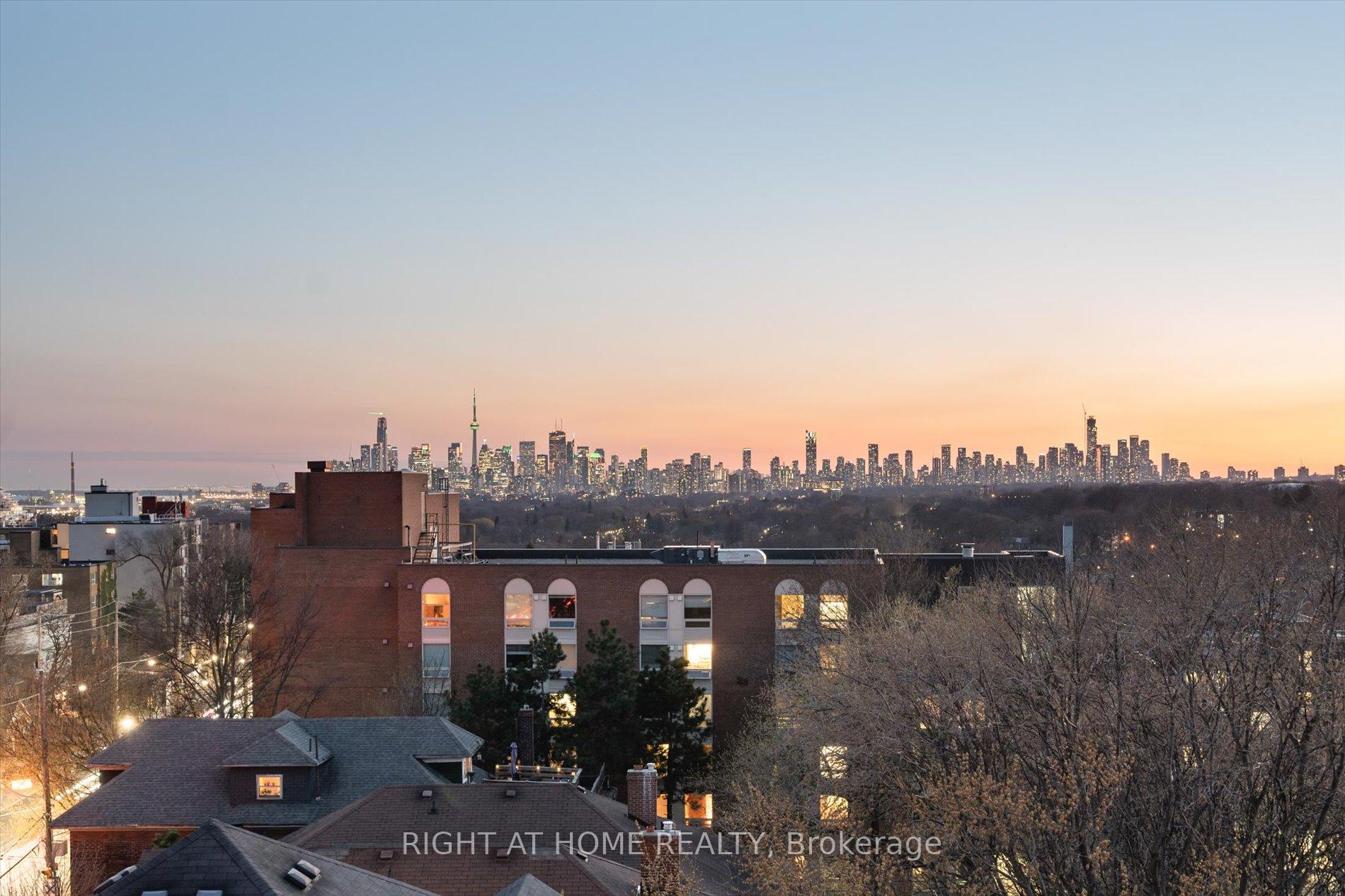 Photo 35 of Unit PH1, 580 Kingston Road, Toronto, The Beaches — HOMEH