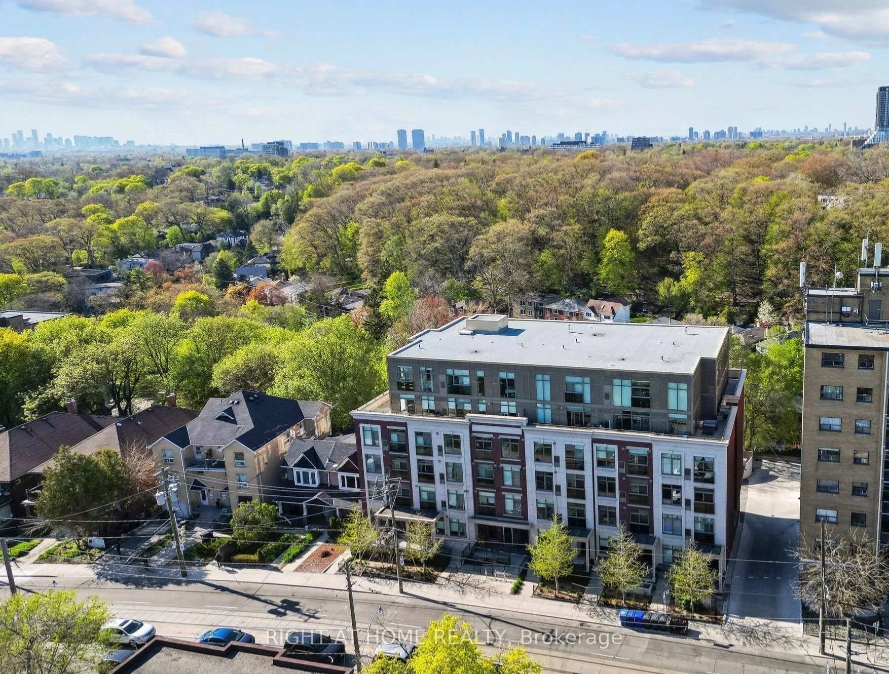Photo 40 of Unit PH1, 580 Kingston Road, Toronto, The Beaches — HOMEH