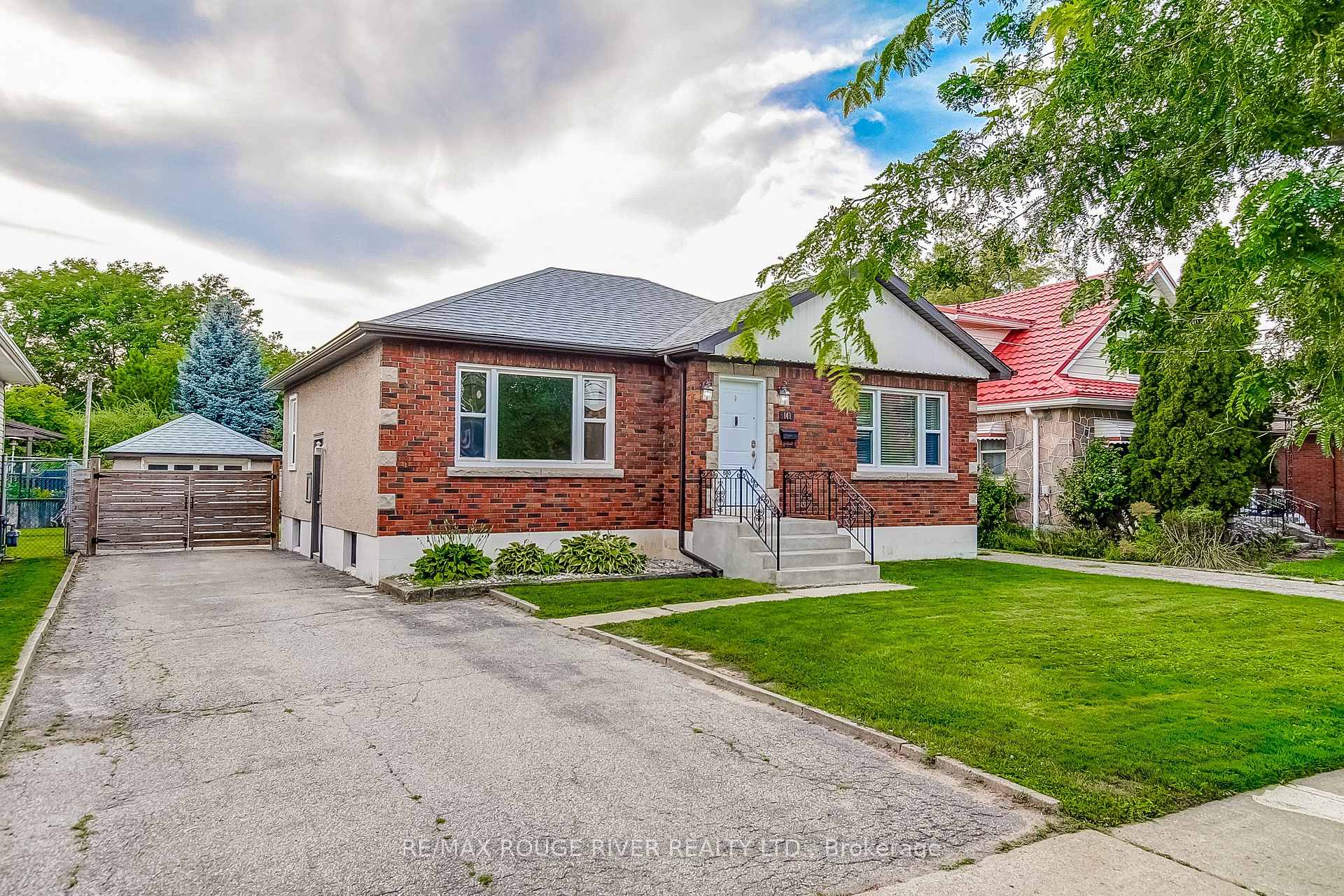 Photo 1 of 141 Haig Street, St. Catharines, Haig — HOMEH