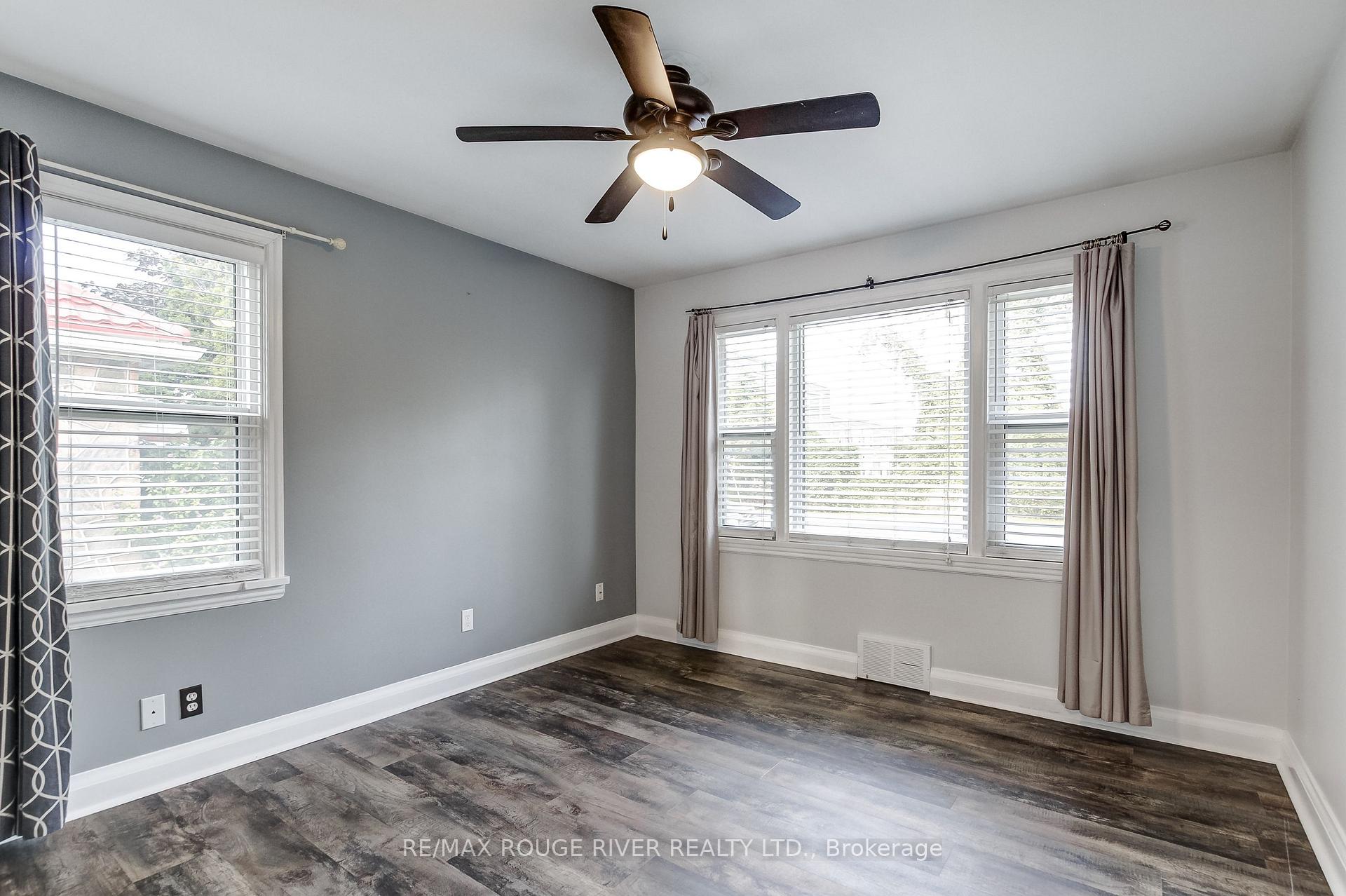 Photo 20 of 141 Haig Street, St. Catharines, Haig — HOMEH