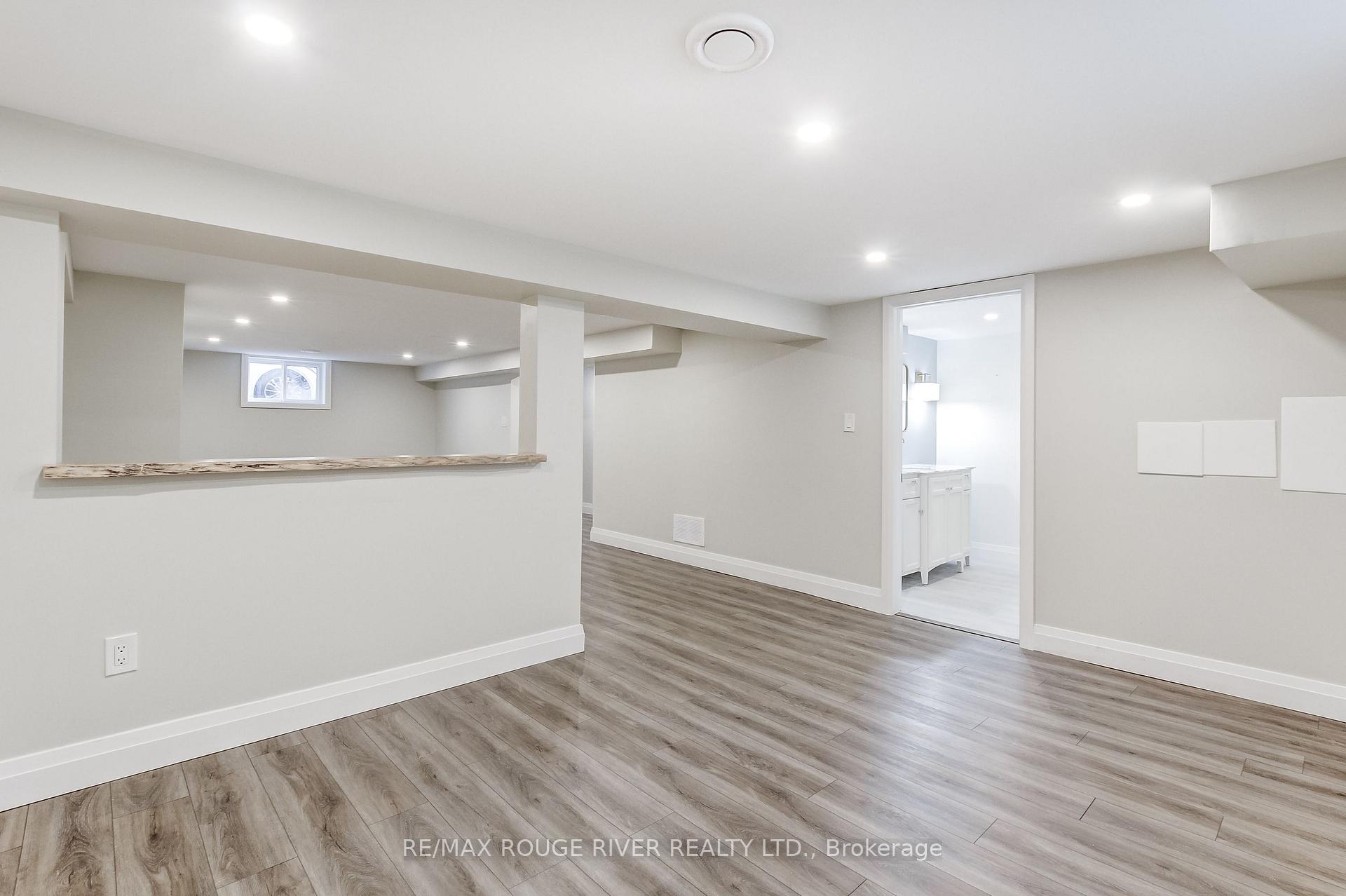 Photo 30 of 141 Haig Street, St. Catharines, Haig — HOMEH