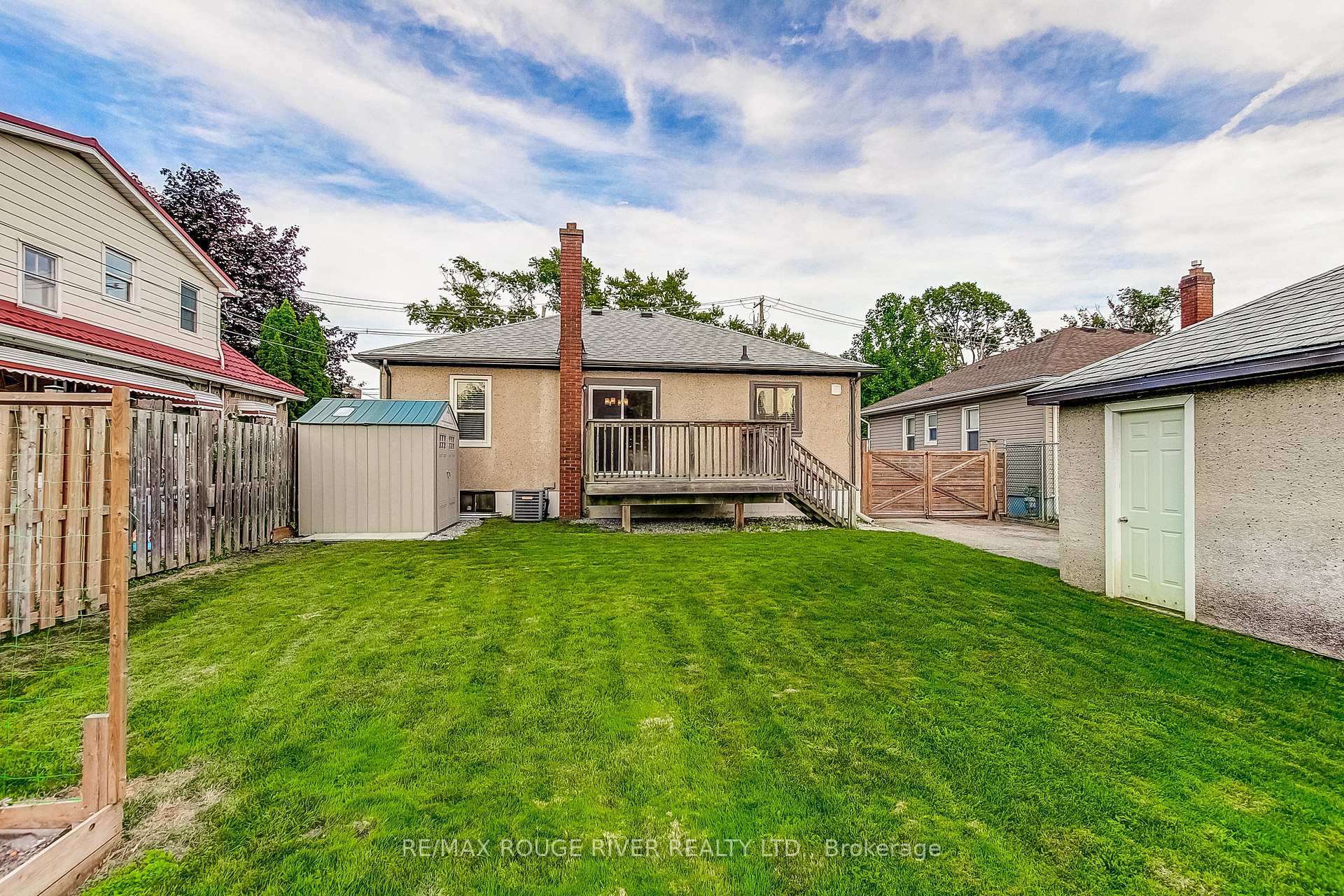 Photo 41 of 141 Haig Street, St. Catharines, Haig — HOMEH