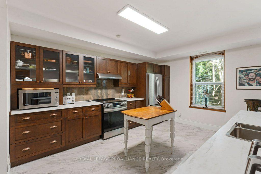 Photo 36 of 530 Dibble Street W, Prescott, Prescott — HOMEH