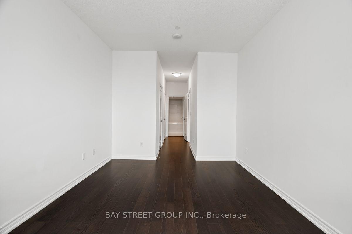 Photo 10 of Unit 5709, 386 Yonge Street, Toronto, Bay Street Corridor — HOMEH