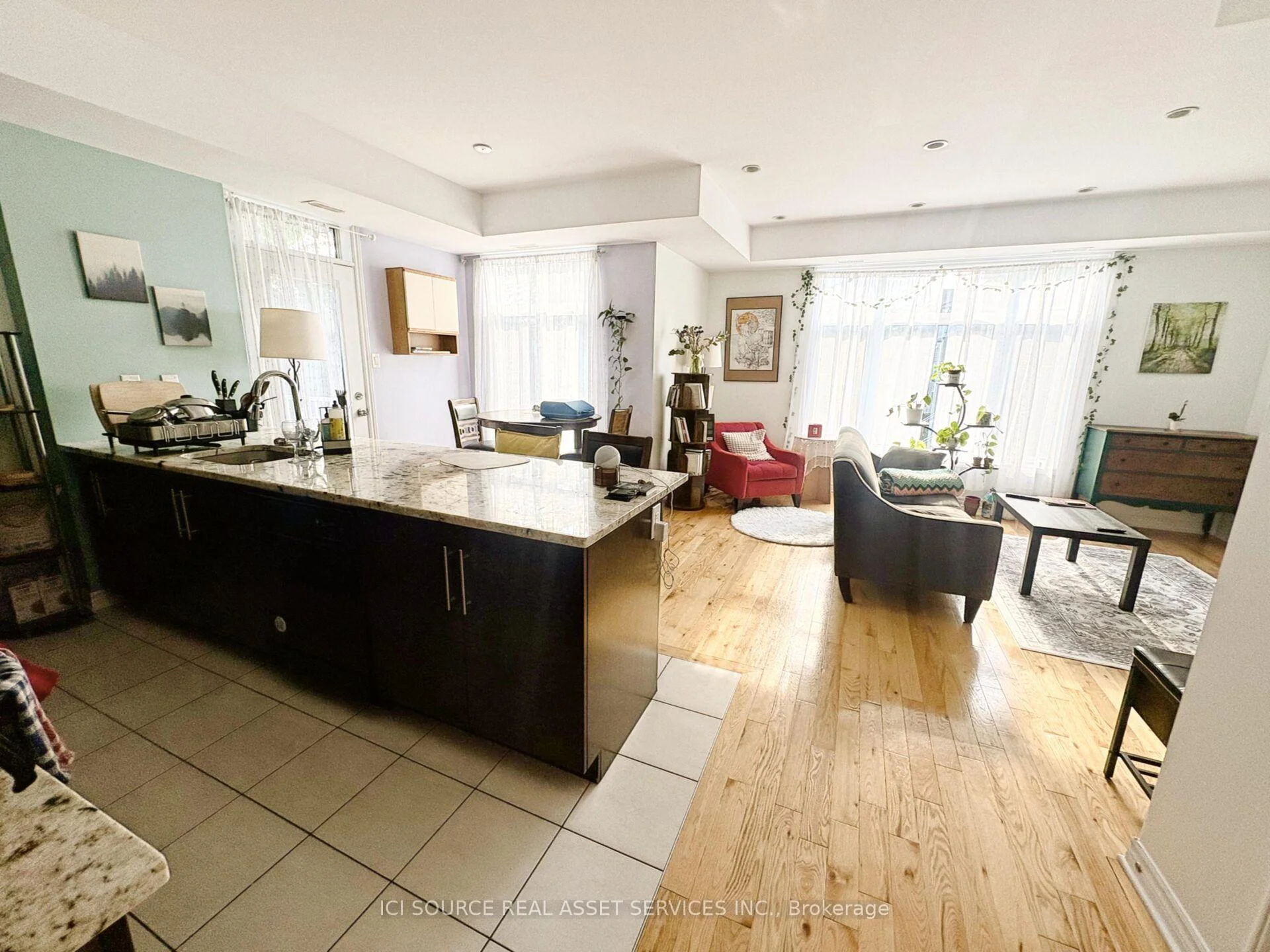 Photo 18 of Unit 222, 298C Everest Private, Ottawa, Elmvale Acres — HOMEH