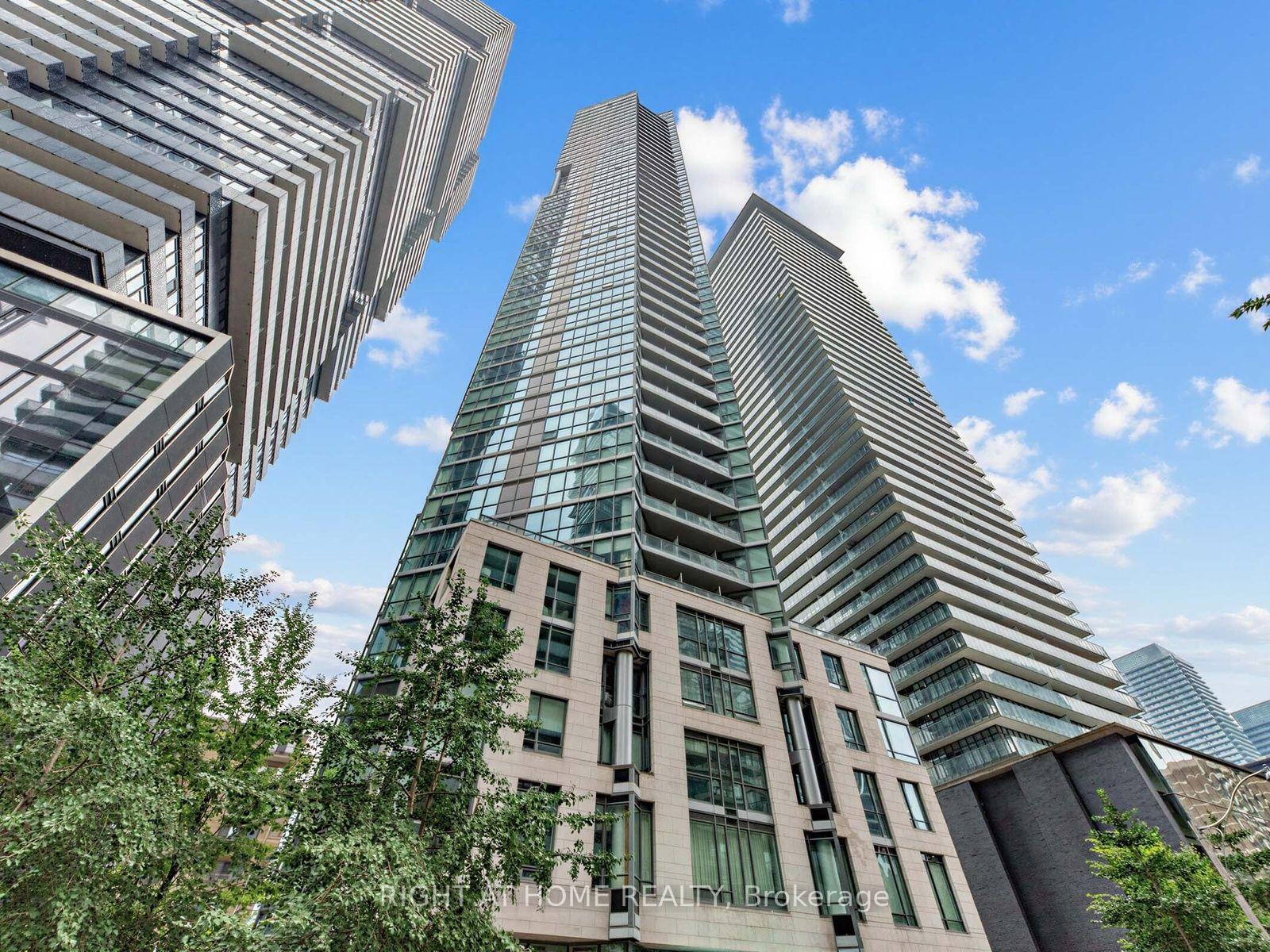 Photo of Unit 2006, 45 Charles Street E