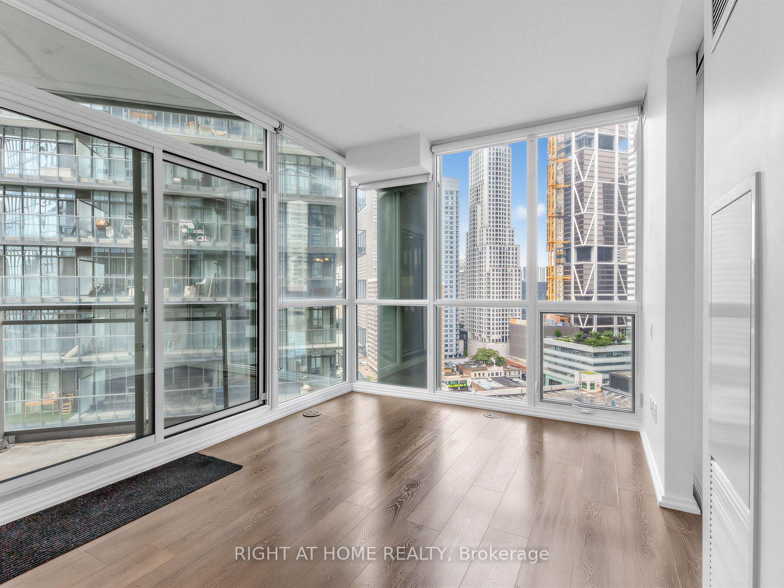 Photo 10 of Unit 2006, 45 Charles Street E, Toronto, Church-Yonge Corridor — HOMEH