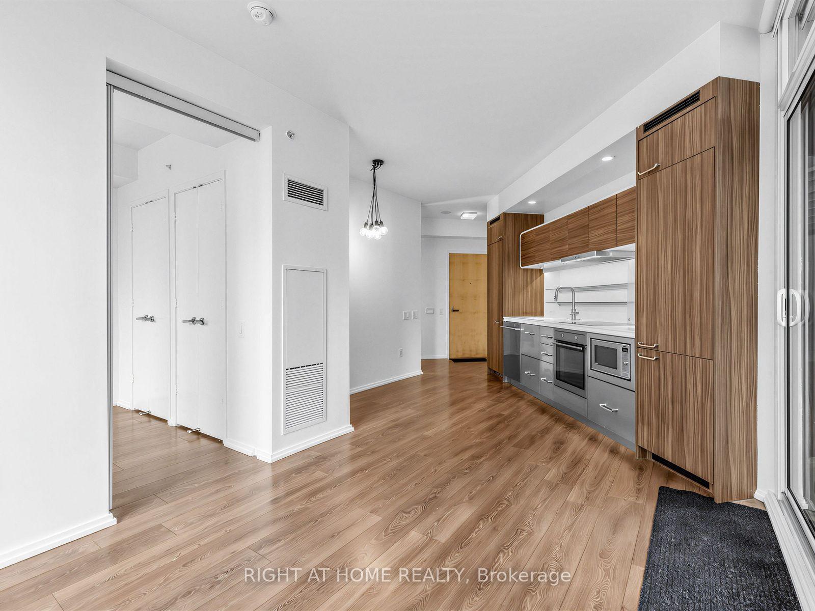 Photo 16 of Unit 2006, 45 Charles Street E, Toronto, Church-Yonge Corridor — HOMEH
