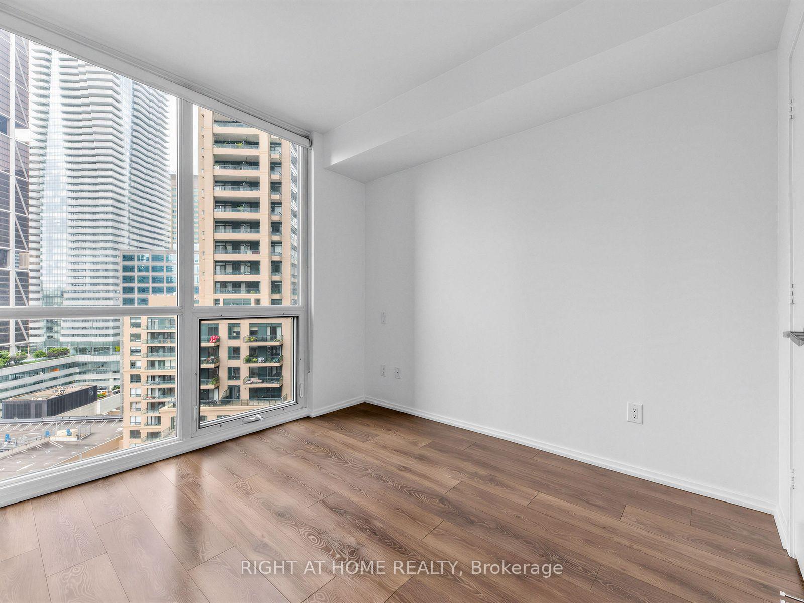 Photo 22 of Unit 2006, 45 Charles Street E, Toronto, Church-Yonge Corridor — HOMEH