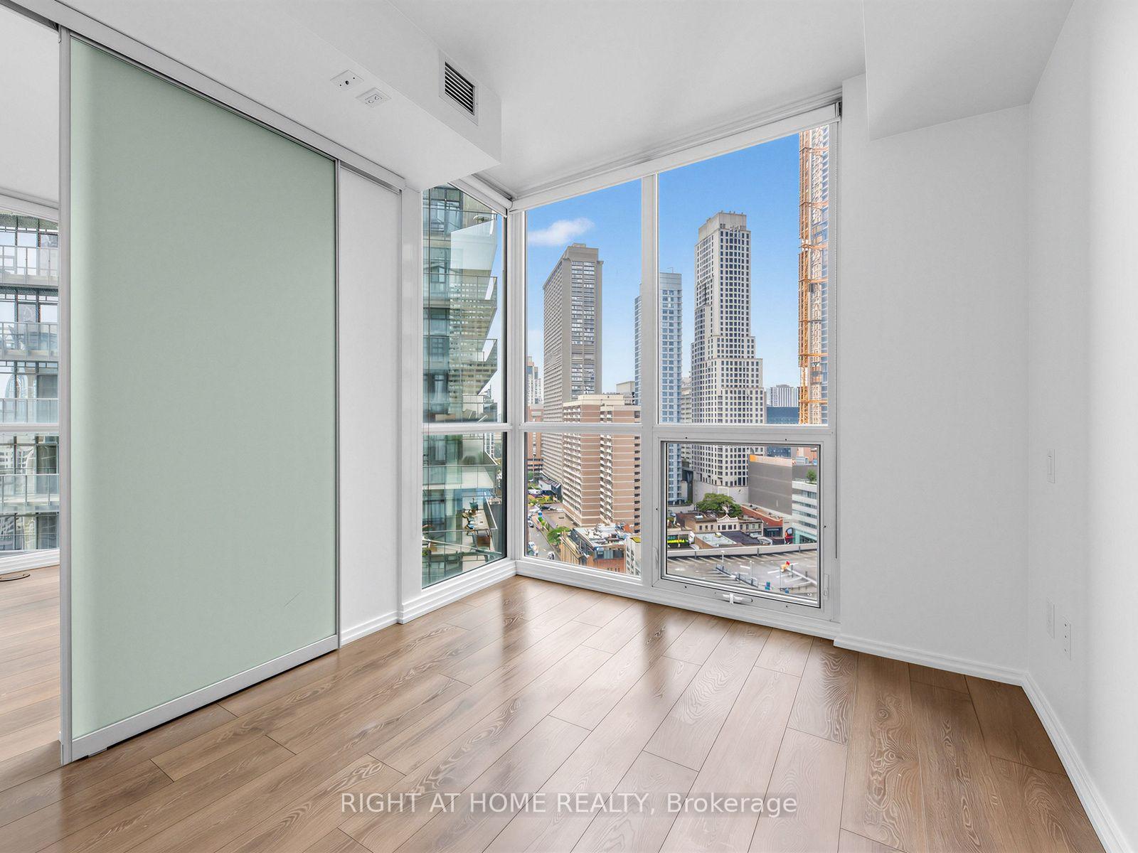 Photo 23 of Unit 2006, 45 Charles Street E, Toronto, Church-Yonge Corridor — HOMEH