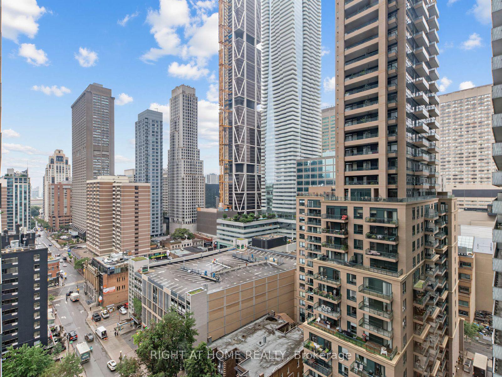 Photo 25 of Unit 2006, 45 Charles Street E, Toronto, Church-Yonge Corridor — HOMEH