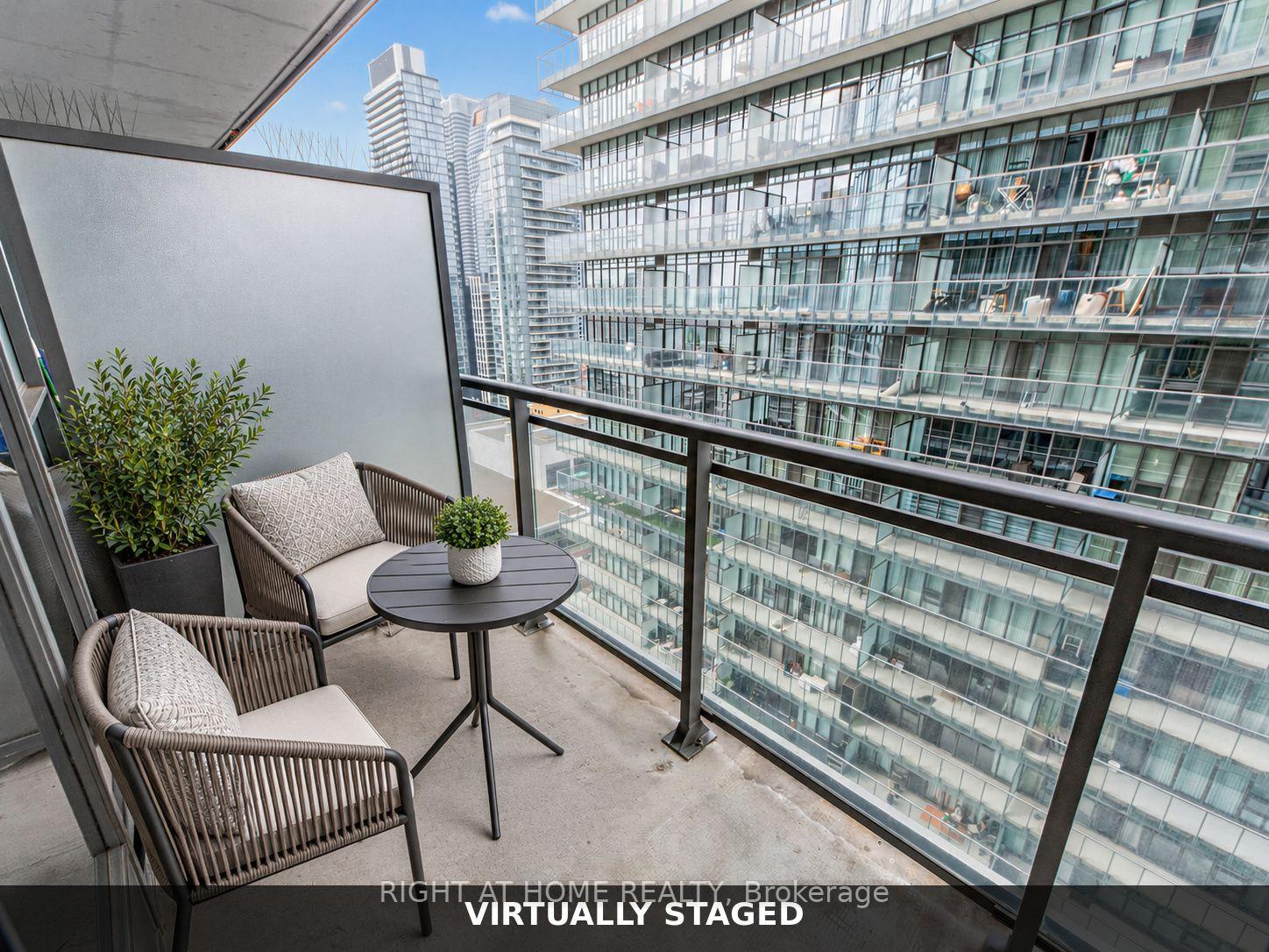 Photo 13 of Unit 2006, 45 Charles Street E, Toronto, Church-Yonge Corridor — HOMEH