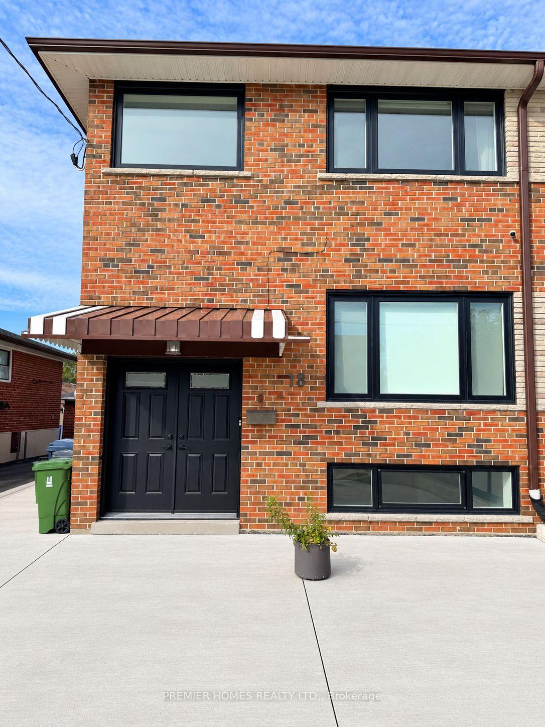 Photo 4 of 18 Turks Road, North York, Glenfield-Jane Heights — HOMEH