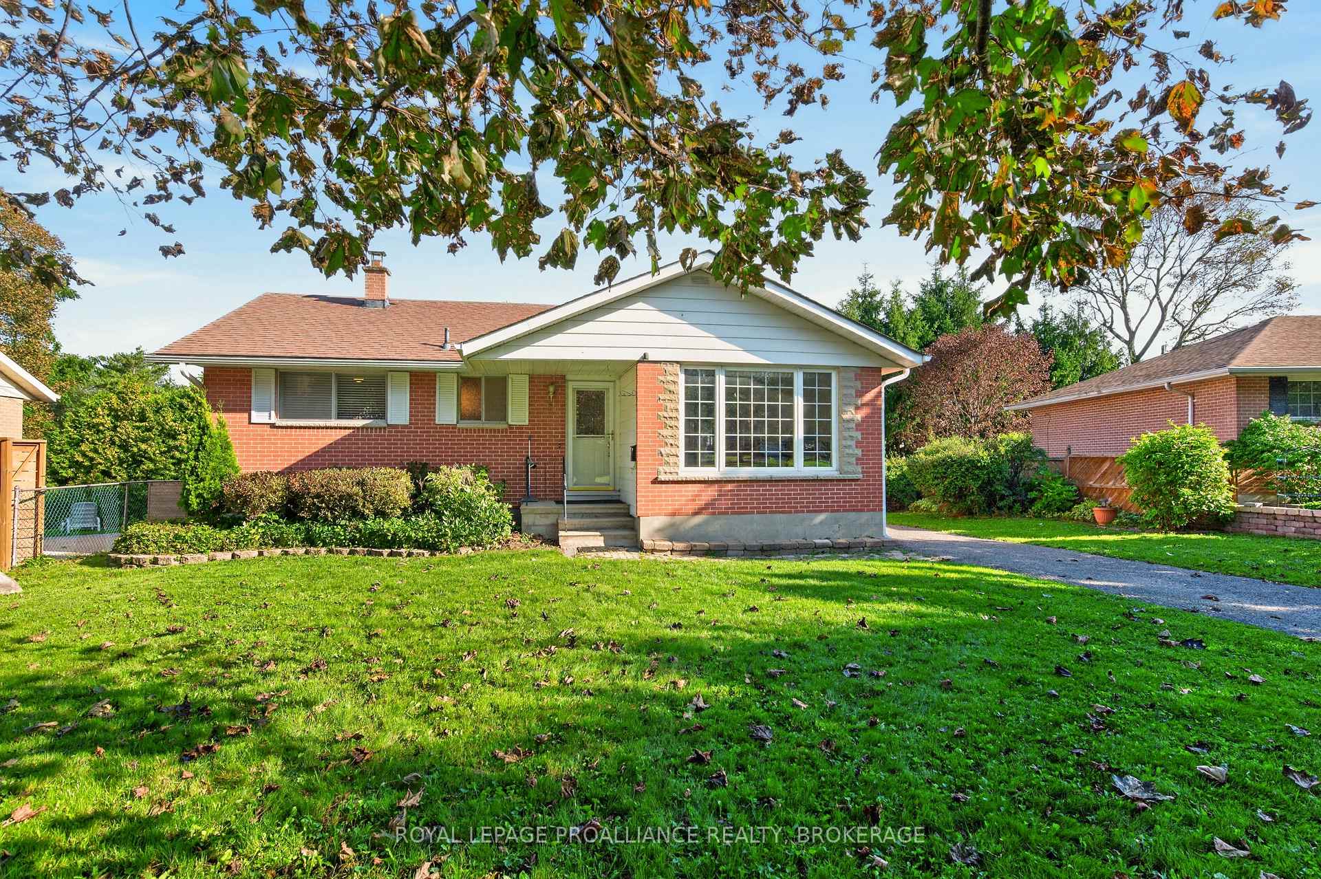 Photo 1 of 15 Hampstead, Kingston, West of Sir John A. Blvd — HOMEH