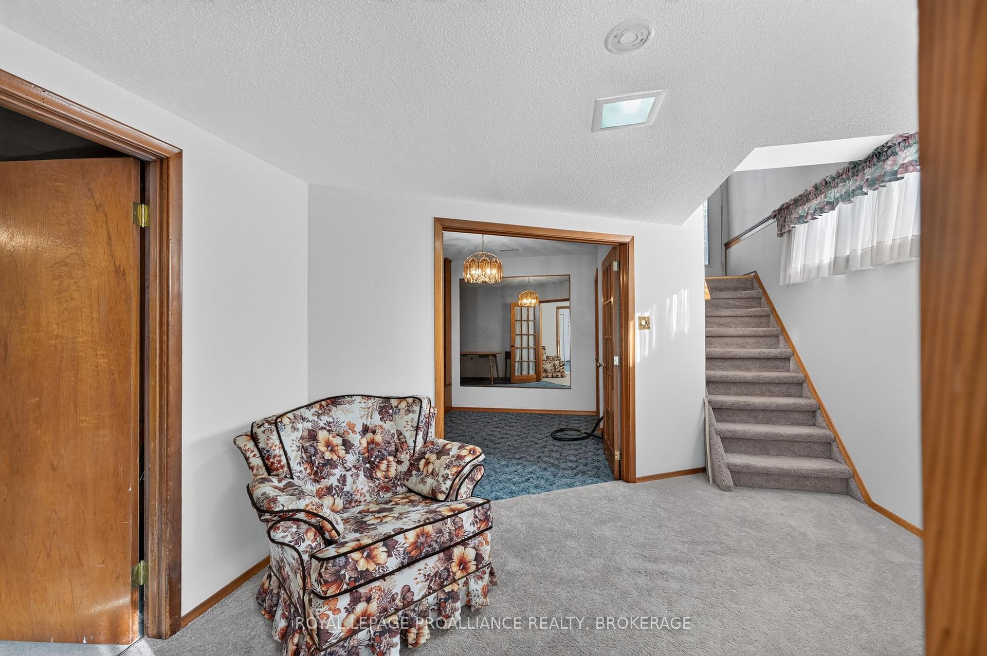 Photo 19 of 15 Hampstead, Kingston, West of Sir John A. Blvd — HOMEH