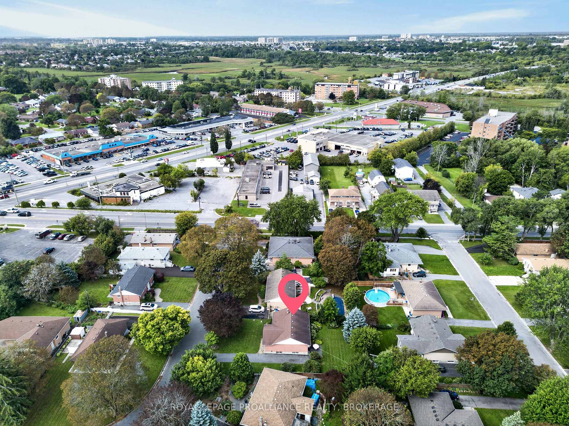 Photo 31 of 15 Hampstead, Kingston, West of Sir John A. Blvd — HOMEH