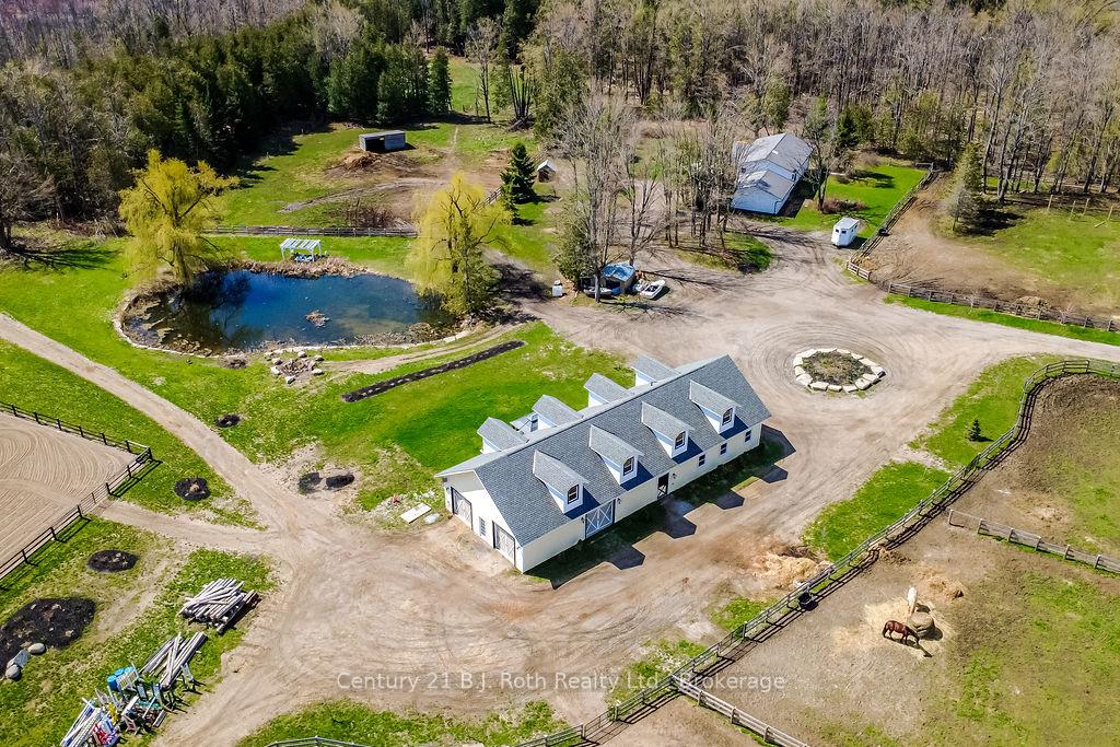 Photo 1 of 465 Ridge Road E, Oro-Medonte, Rural Oro-Medonte — HOMEH