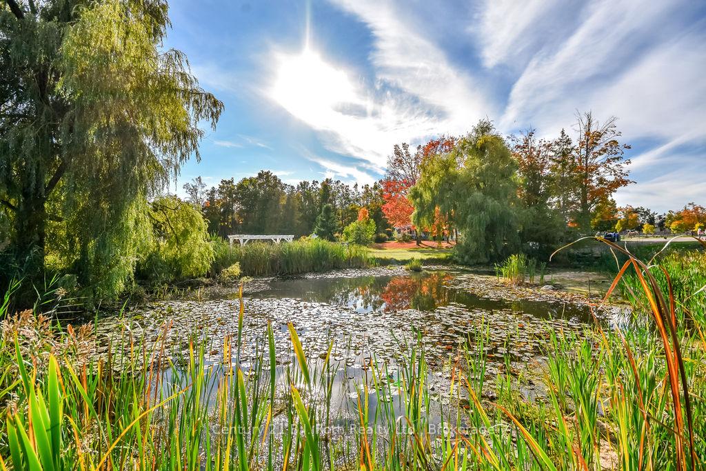 Photo 3 of 465 Ridge Road E, Oro-Medonte, Rural Oro-Medonte — HOMEH