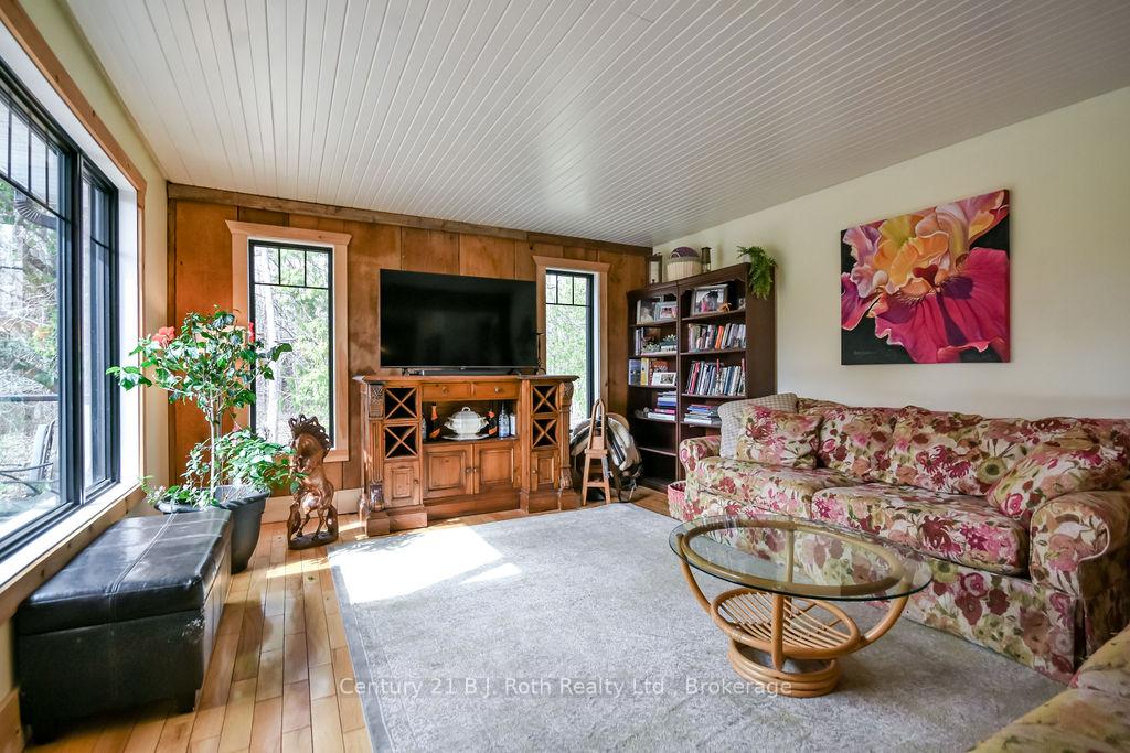 Photo 8 of 465 Ridge Road E, Oro-Medonte, Rural Oro-Medonte — HOMEH