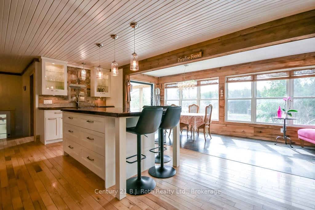 Photo 11 of 465 Ridge Road E, Oro-Medonte, Rural Oro-Medonte — HOMEH