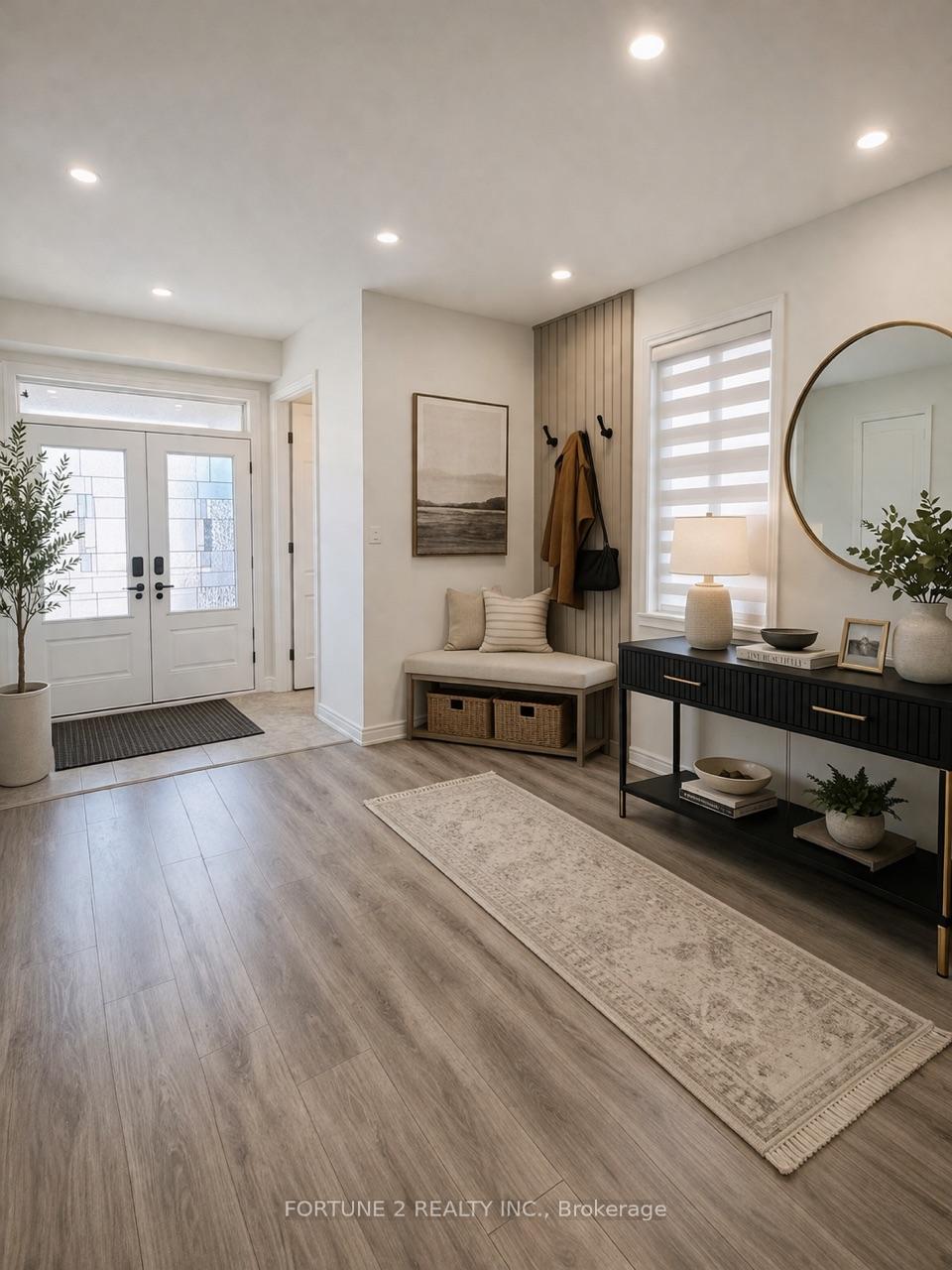 Front of 22 Dass Drive W