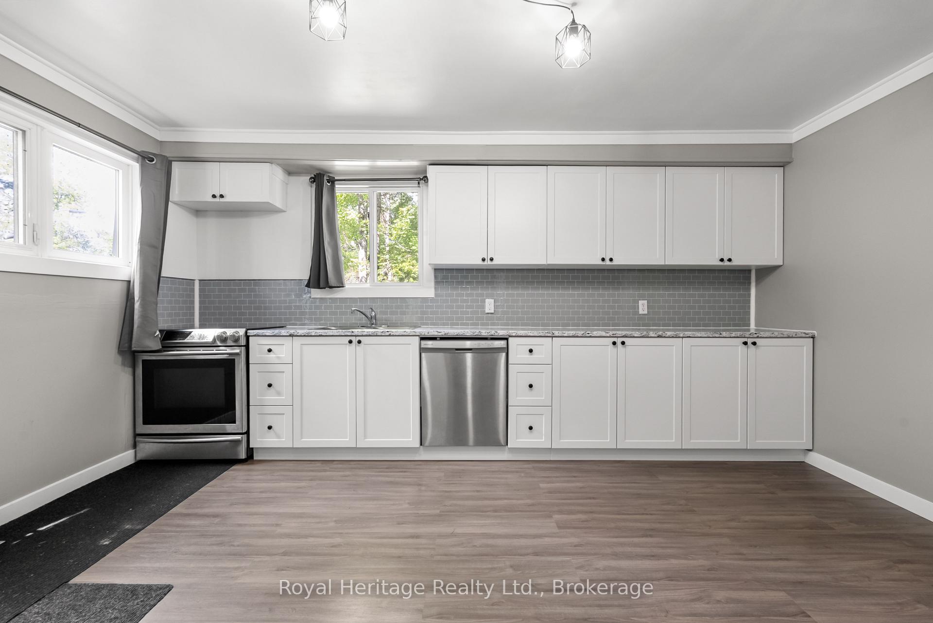 Photo 15 of 14 Morrison Street, Kawartha Lakes, Laxton/Digby/Longford — HOMEH