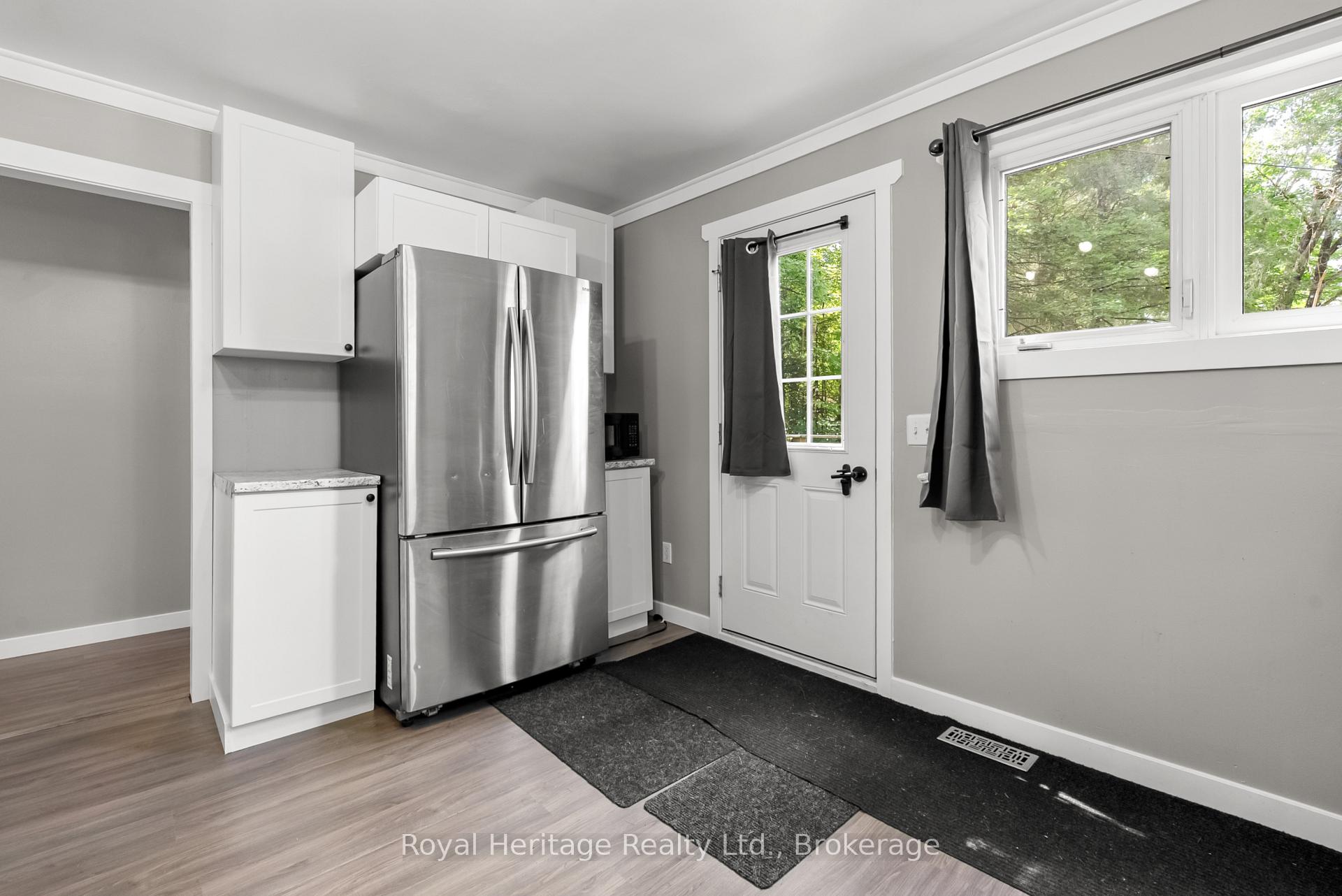 Photo 16 of 14 Morrison Street, Kawartha Lakes, Laxton/Digby/Longford — HOMEH