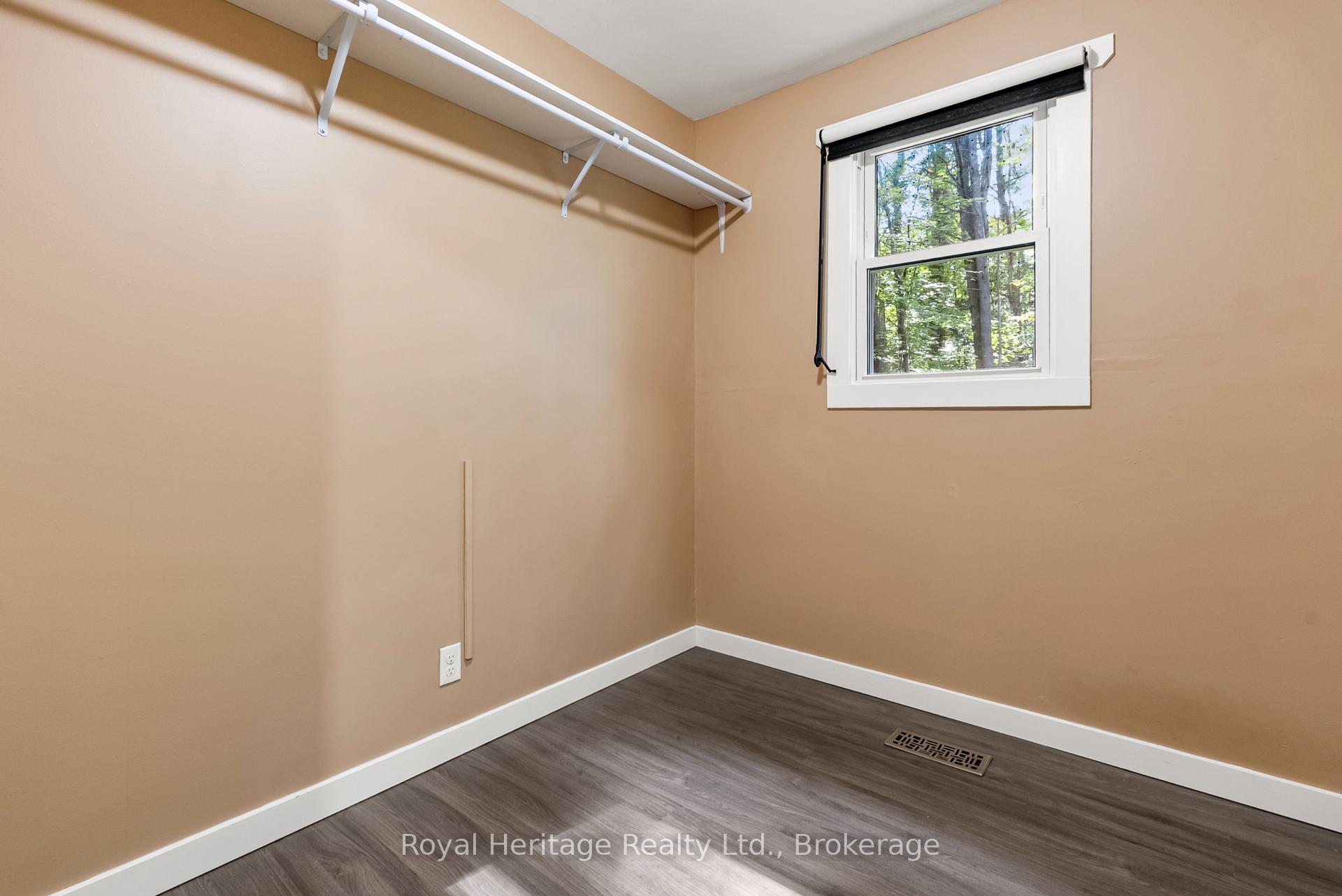 Photo 19 of 14 Morrison Street, Kawartha Lakes, Laxton/Digby/Longford — HOMEH