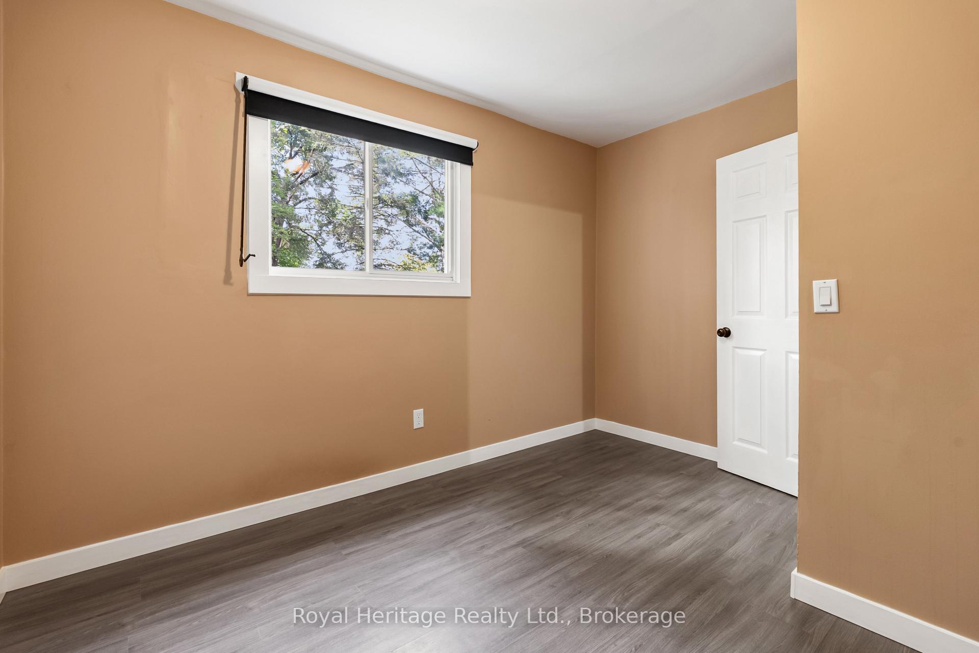 Photo 22 of 14 Morrison Street, Kawartha Lakes, Laxton/Digby/Longford — HOMEH