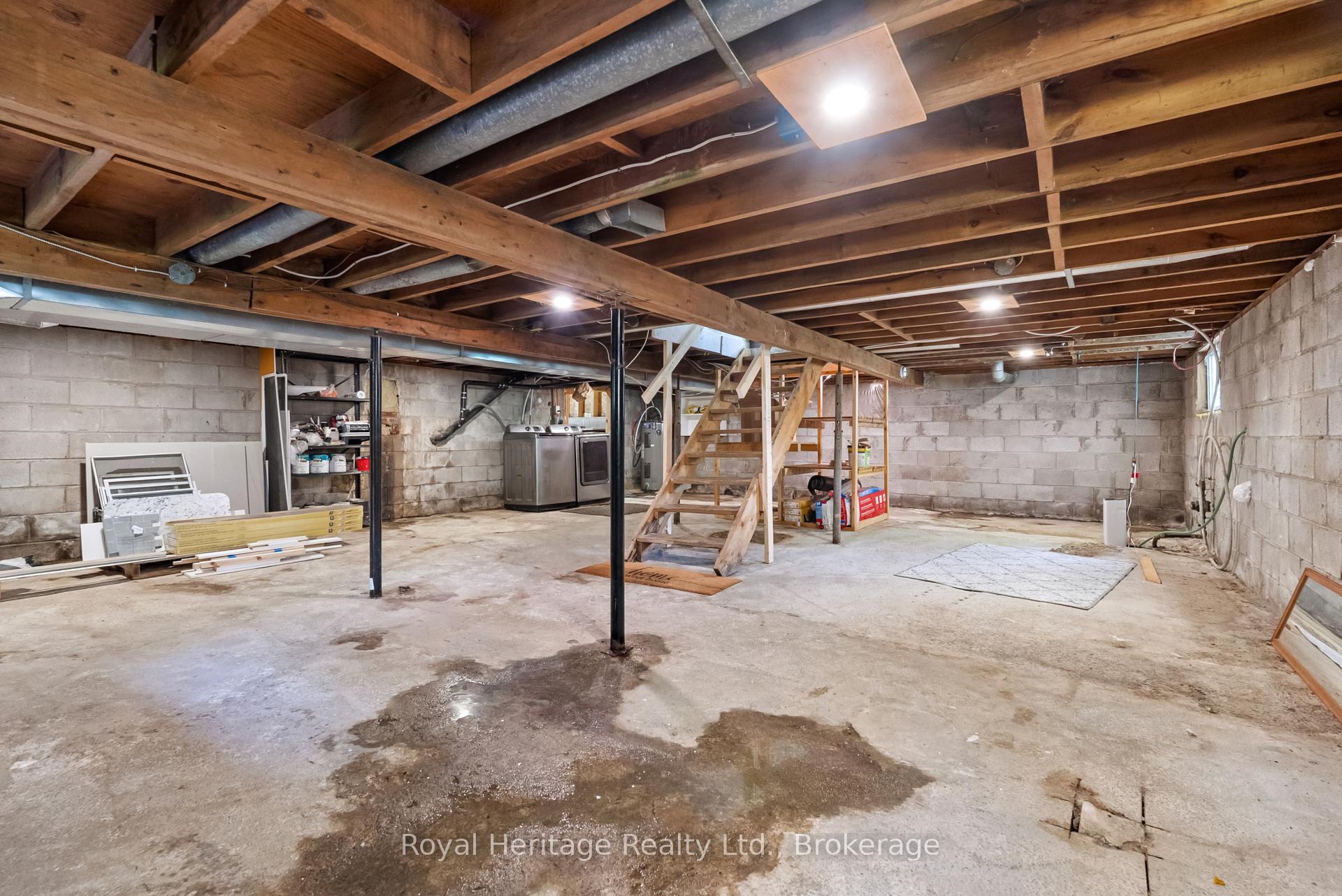 Photo 25 of 14 Morrison Street, Kawartha Lakes, Laxton/Digby/Longford — HOMEH