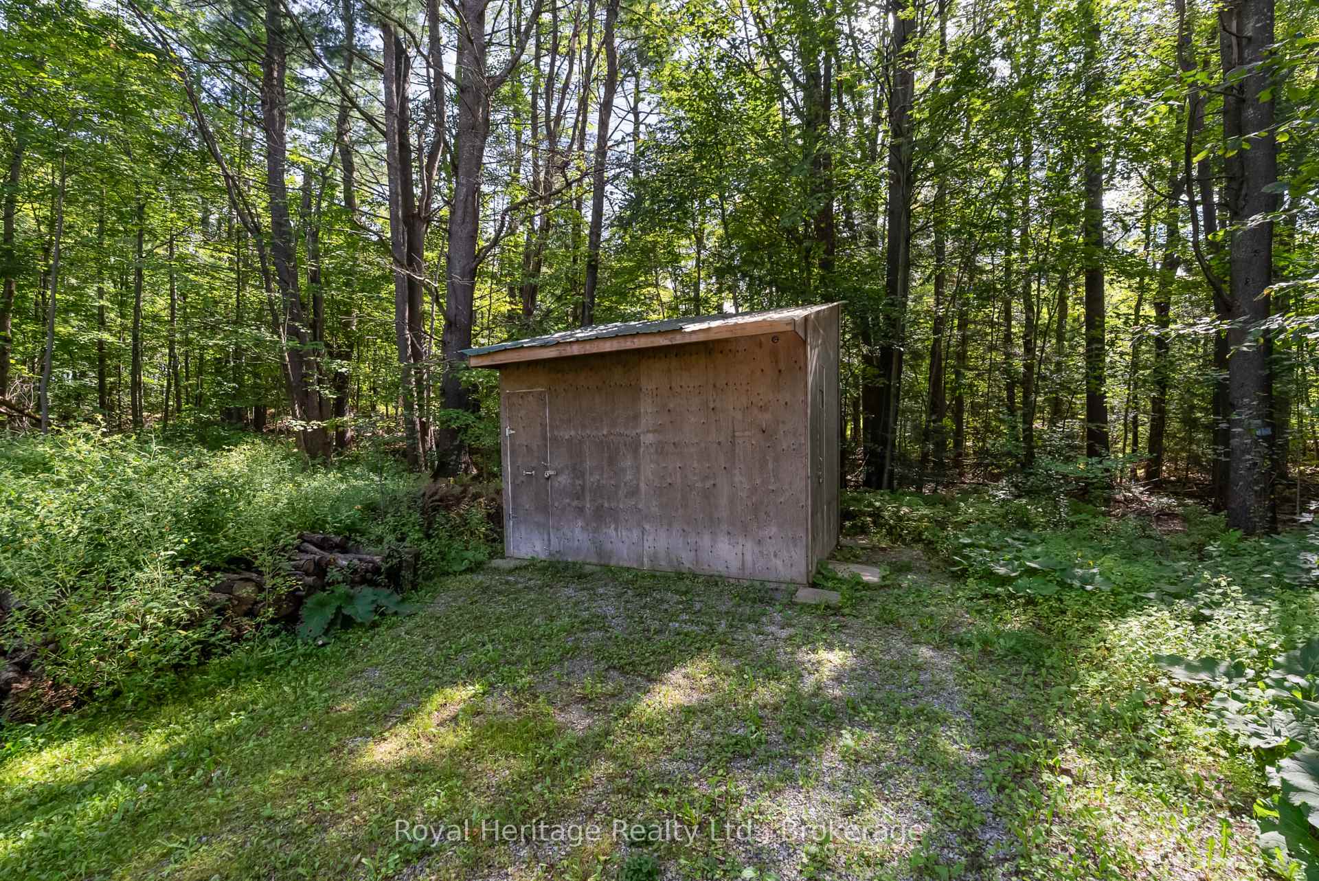 Photo 29 of 14 Morrison Street, Kawartha Lakes, Laxton/Digby/Longford — HOMEH