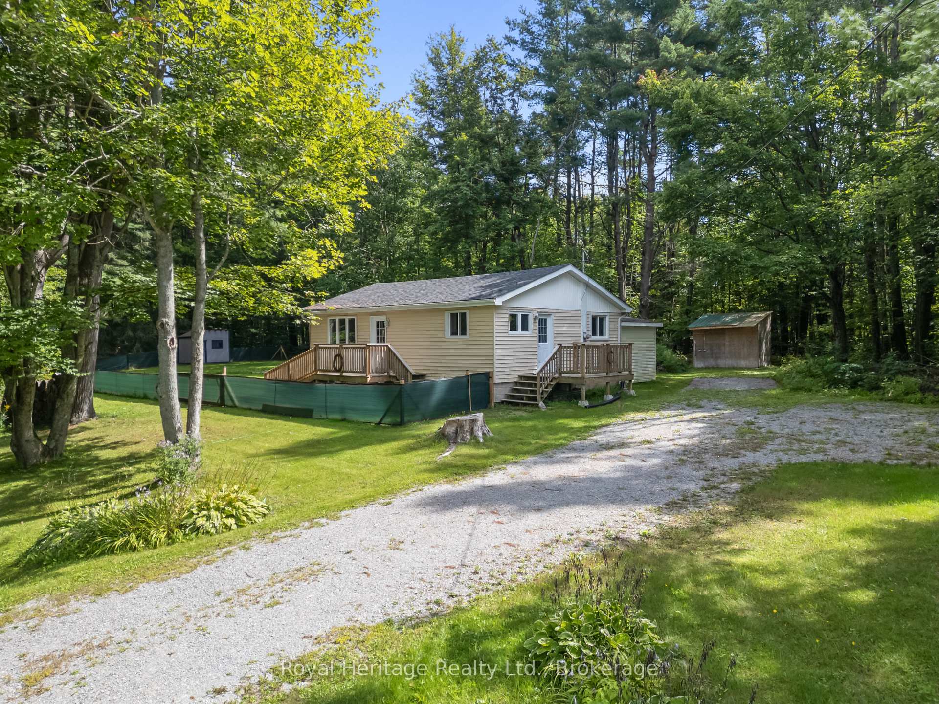 Photo 33 of 14 Morrison Street, Kawartha Lakes, Laxton/Digby/Longford — HOMEH