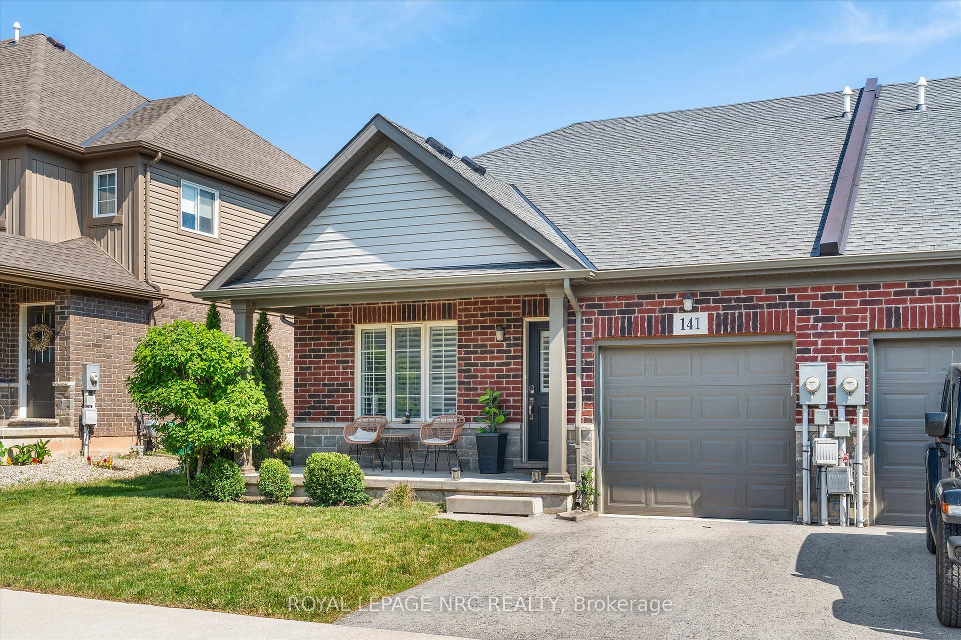 Photo 2 of 141 Acacia Road, Pelham, Fonthill — HOMEH