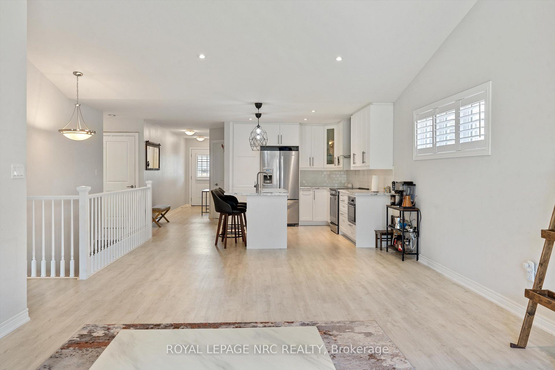 Photo 9 of 141 Acacia Road, Pelham, Fonthill — HOMEH