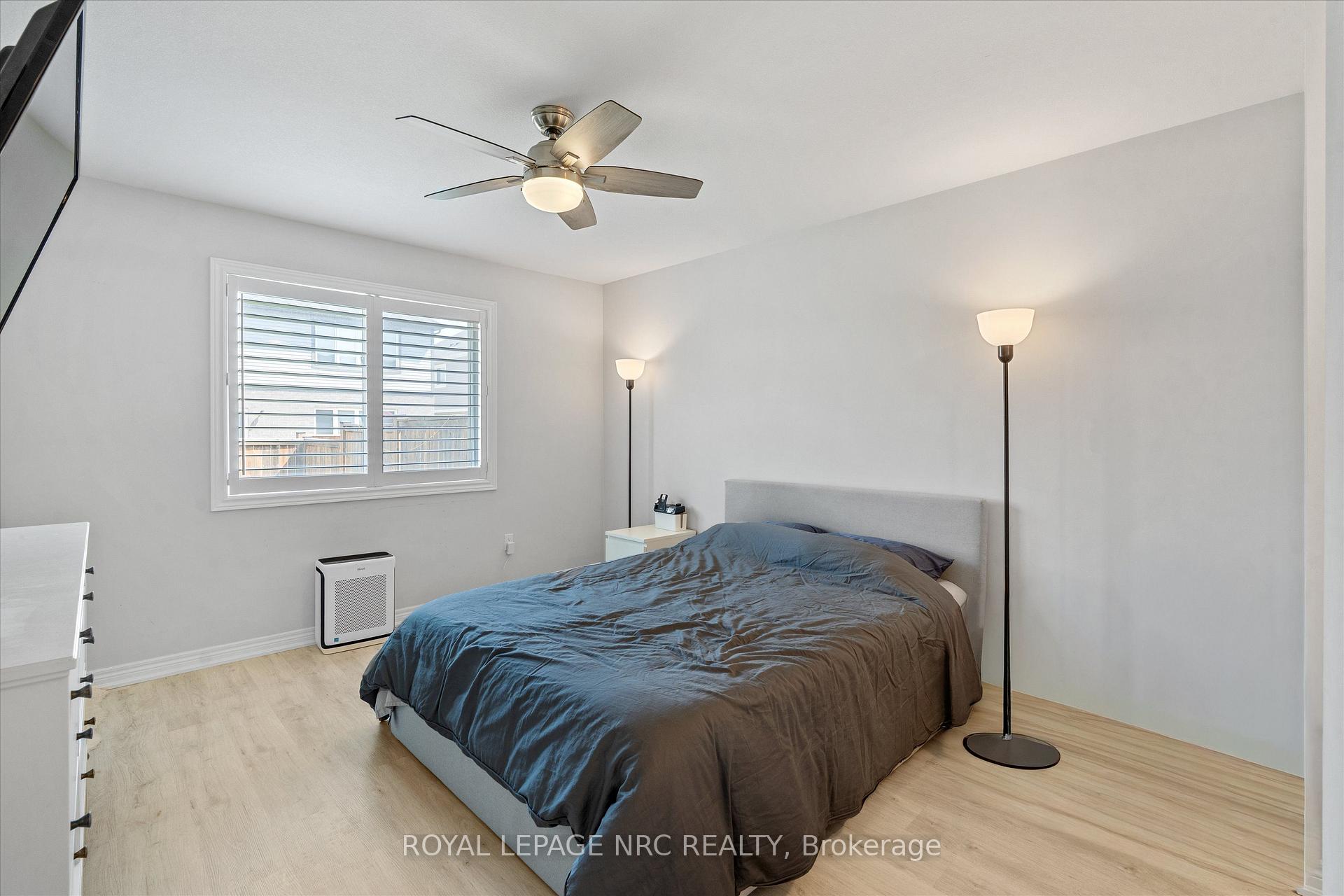 Photo 12 of 141 Acacia Road, Pelham, Fonthill — HOMEH