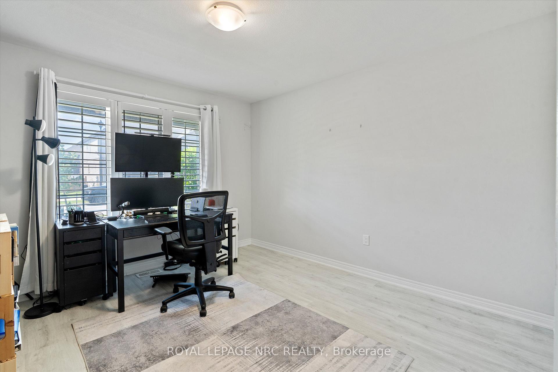 Photo 16 of 141 Acacia Road, Pelham, Fonthill — HOMEH