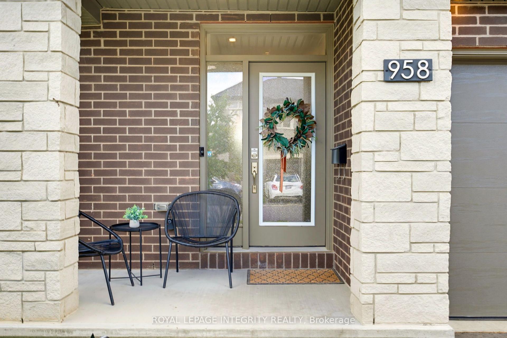 Photo 4 of 958 Omagaki Way, Ottawa, Blossom Park/Kemp Park/Findlay Creek — HOMEH