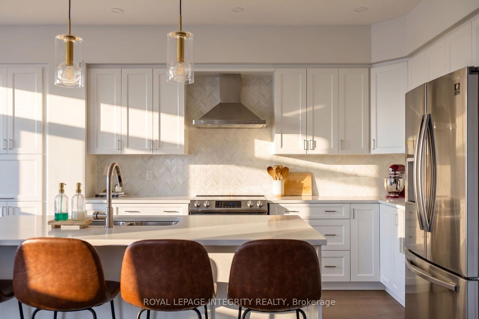 Photo 13 of 958 Omagaki Way, Ottawa, Blossom Park/Kemp Park/Findlay Creek — HOMEH