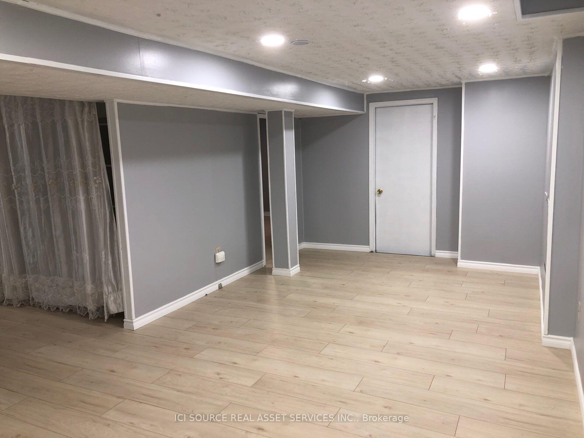 Photo 4 of 6136 Fullerton Crescent, Mississauga, Meadowvale — HOMEH