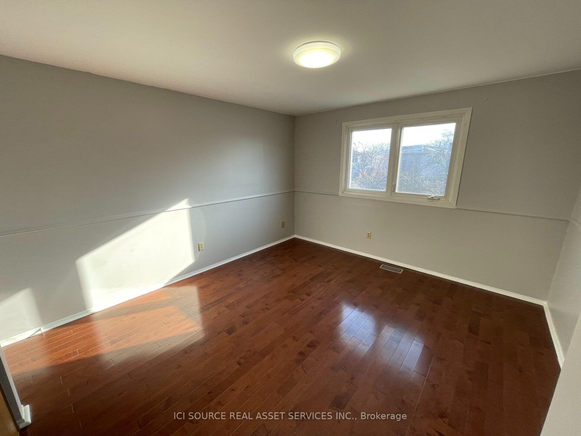 Photo 6 of 6136 Fullerton Crescent, Mississauga, Meadowvale — HOMEH