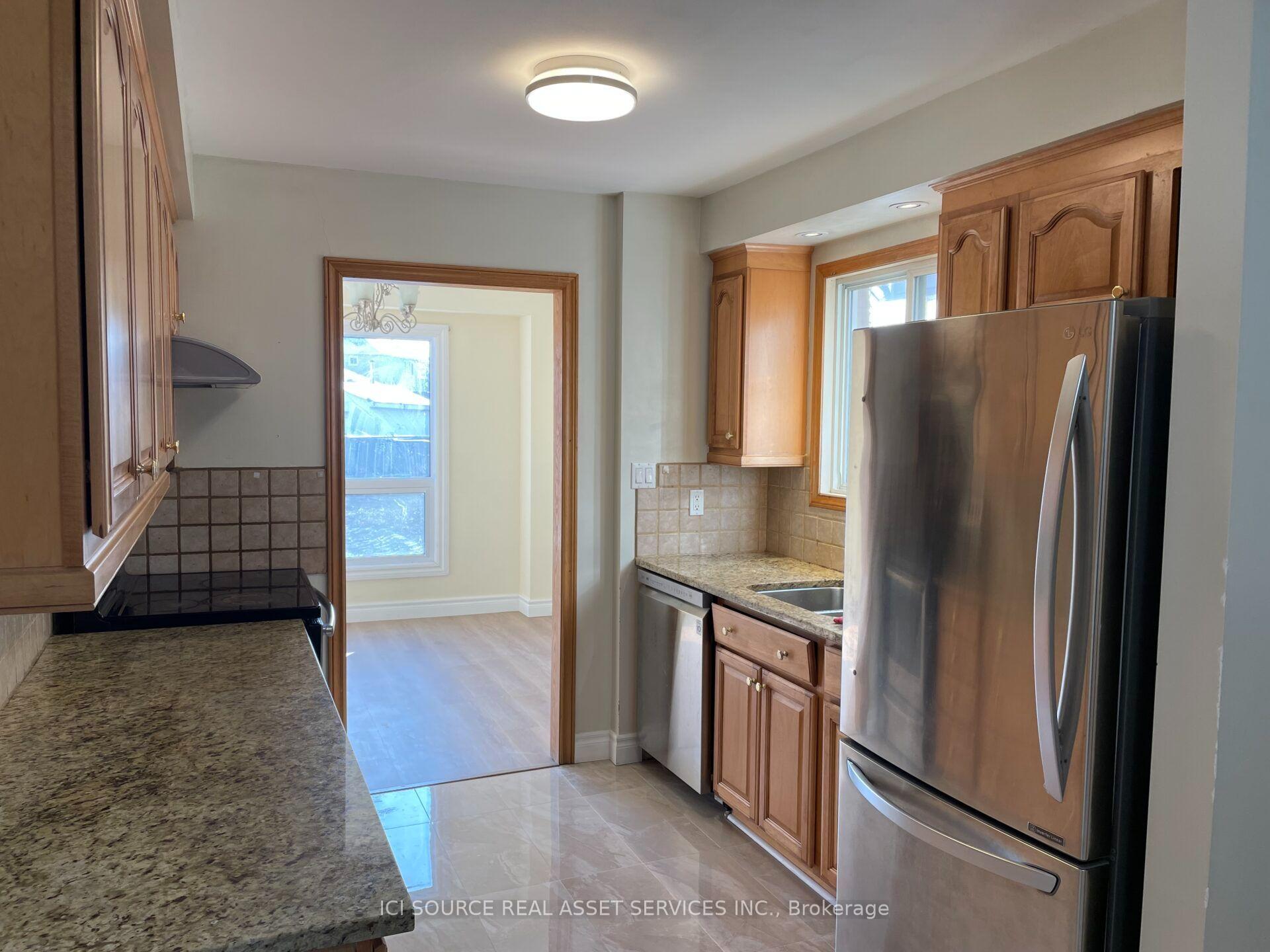 Photo 14 of 6136 Fullerton Crescent, Mississauga, Meadowvale — HOMEH